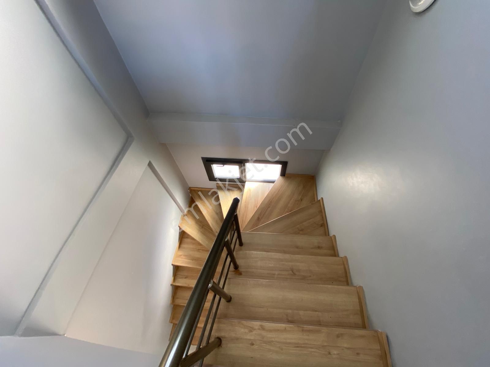 Yeniçiftlikde Denize 300 Metre Mesafede Müstakil 4+1 Lüx Villa - Görsel 25