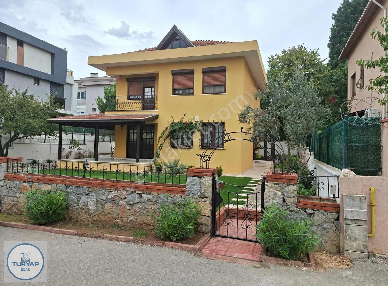 Müstakil Muhteşem Konumlu Villa - Görsel 12