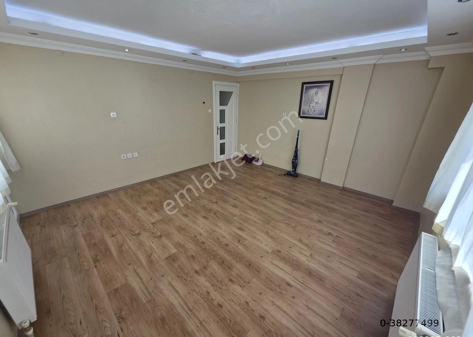 İşçievleri Vergi Dairesi Yakını 3+1 Üç Cepheli Satılık Daire!!! - Görsel 2