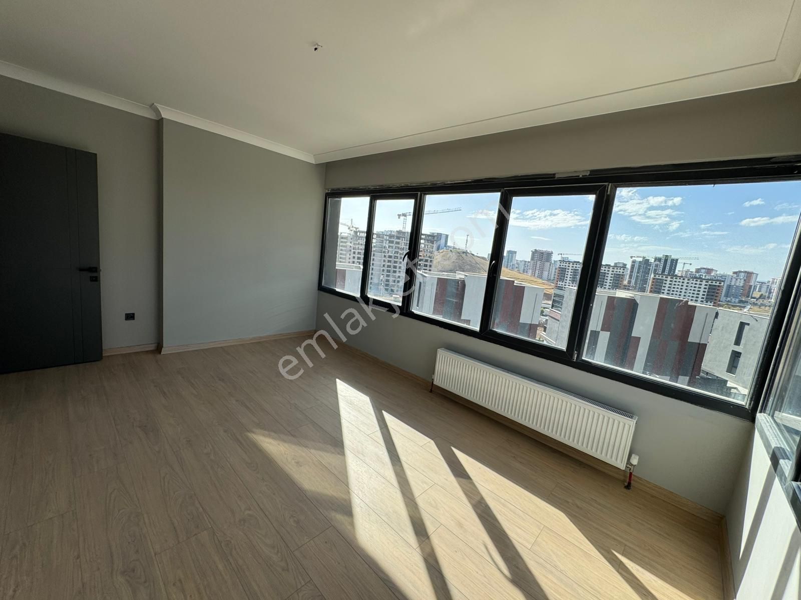 Cumhuriyet Mah. Ap Forest Gate Sitesi 5+1 Satılık Daire - Görsel 11