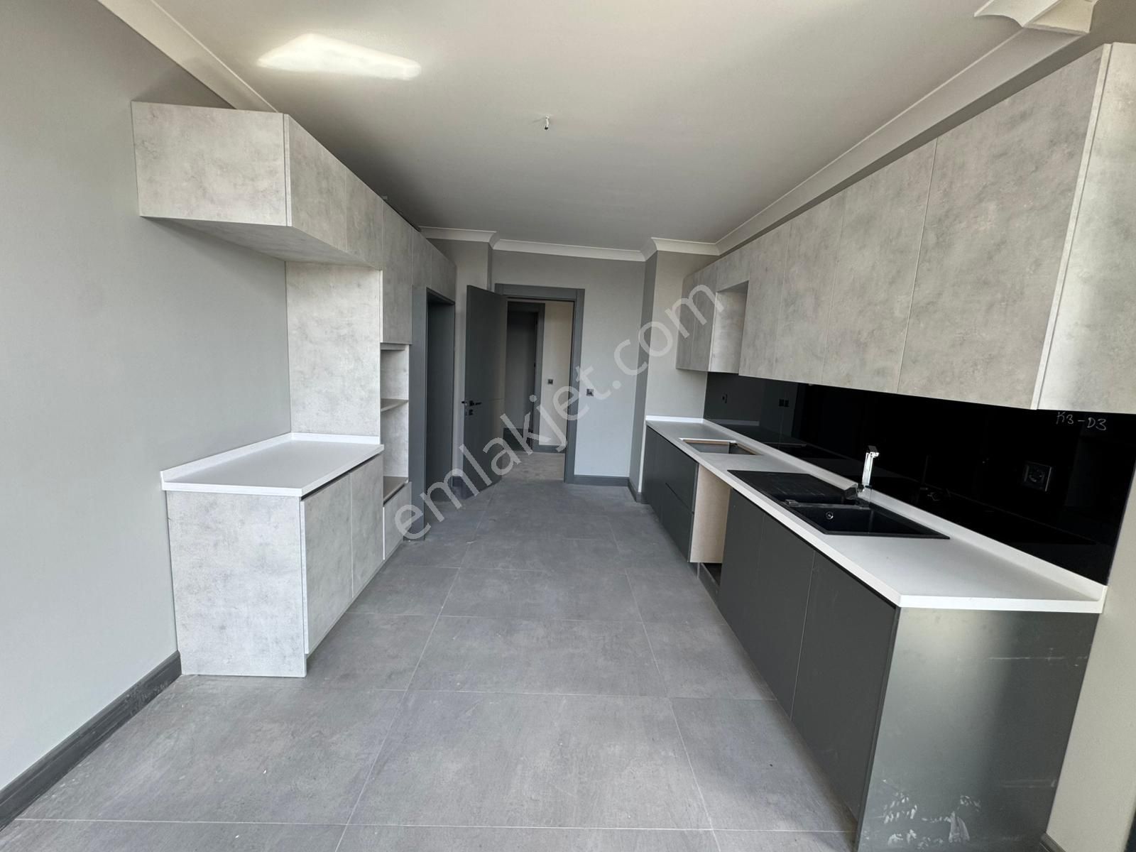 Cumhuriyet Mah. Ap Forest Gate Sitesi 5+1 Satılık Daire - Görsel 4