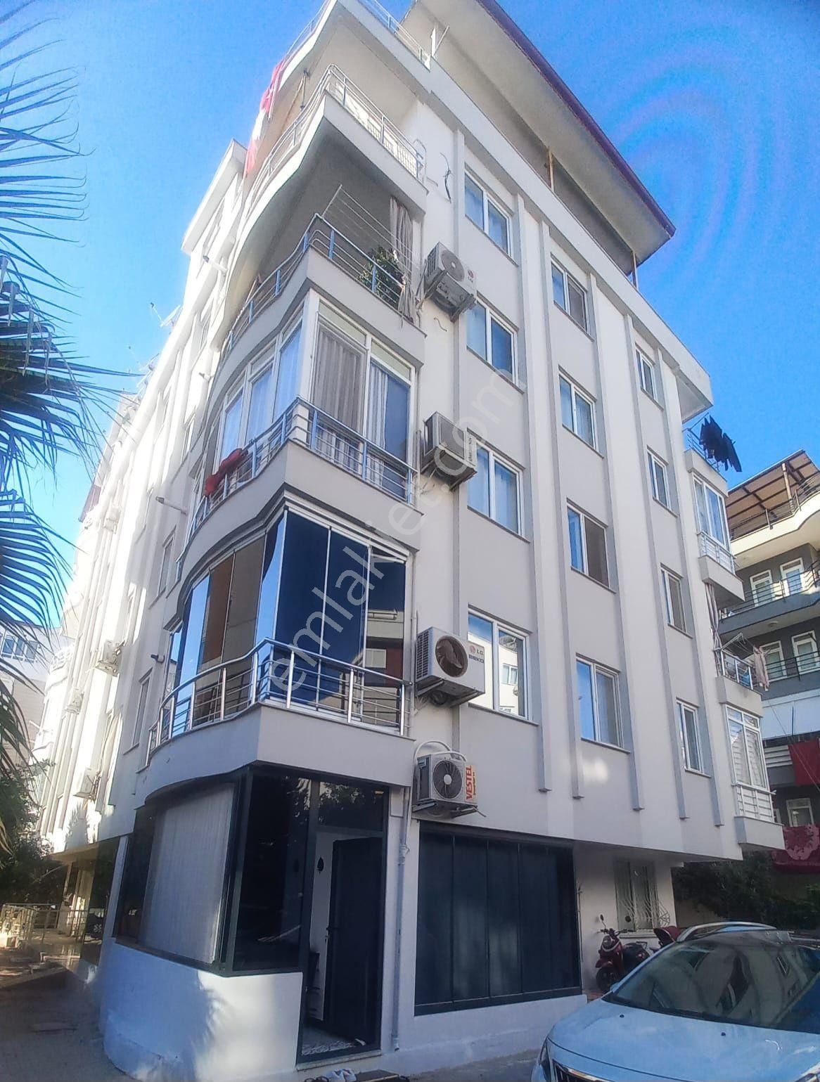 Liman’da Sıfır Yenilenmiş | Üç Cepheli | Çift Banyolu 2+1 Bahçe Katı Fırsatı - Görsel 15