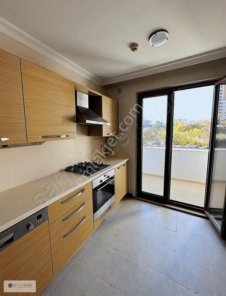 Bahçeşehir Spradon Kuleler 4+1 (ebeveyn Banyolu) Boş Satılık - Görsel 4