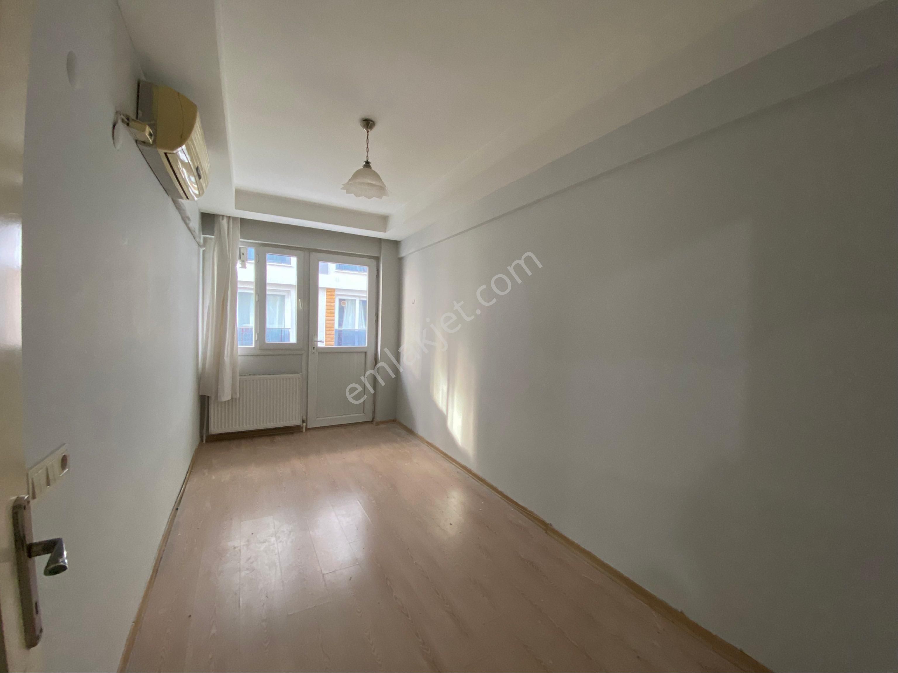 Eab'den Aydın Kiralık 2+0 45 M2 1.kat Zafer Mah. Klimalı Daire - Görsel 3