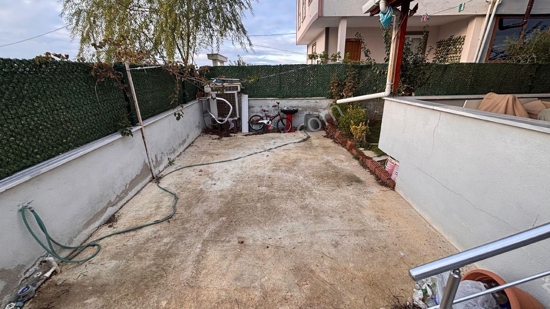 Deniz Manzaralı Uygun Fiyatlı Villa - Görsel 3