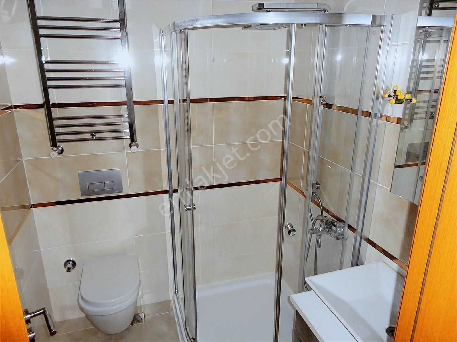 *boş* Kartal Metro Yakın Yönetmelikli Havuzlu Güvenlikli 2 Banyo - Görsel 3