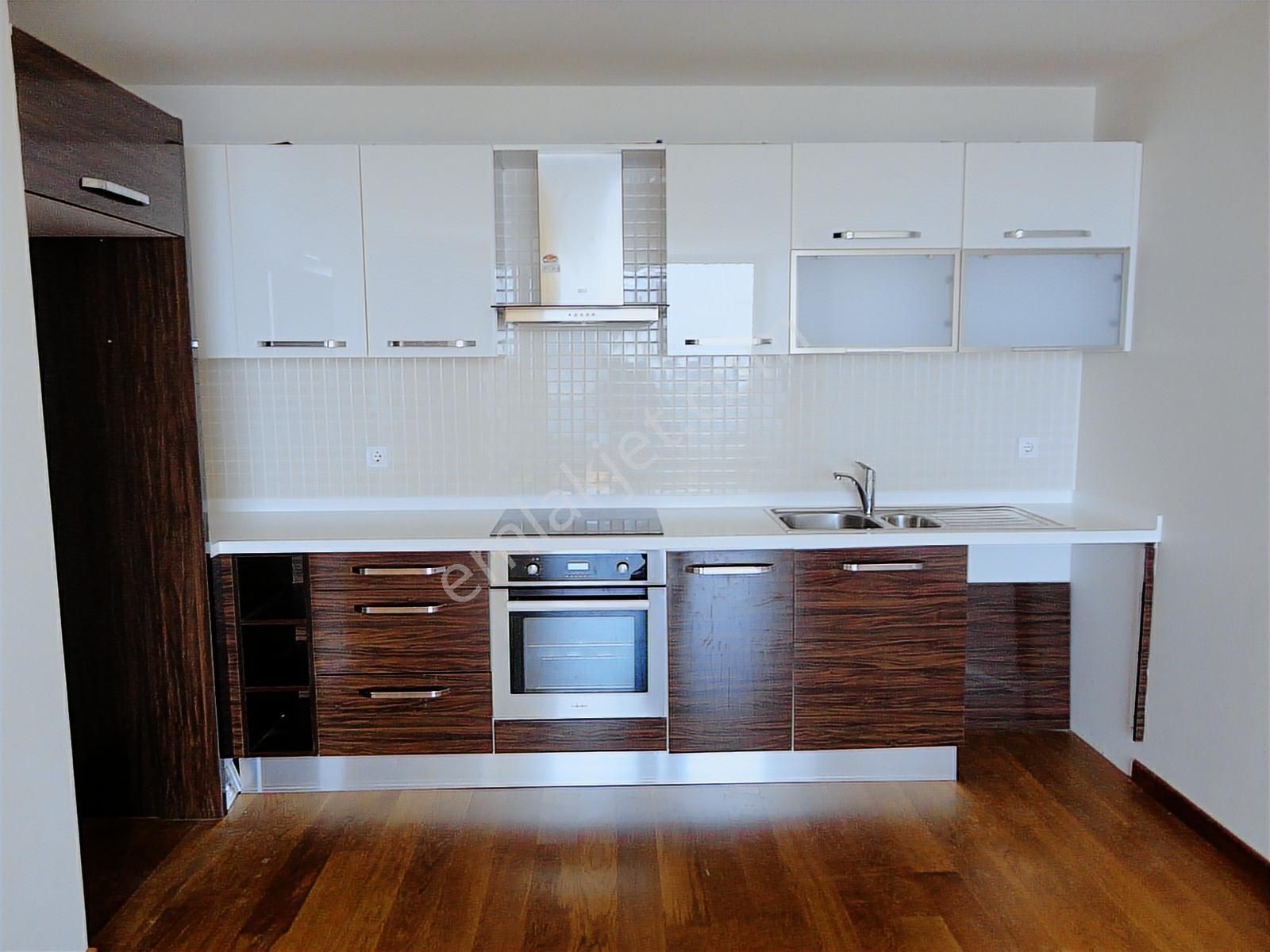 *boş* Kartal Metro Yakın Yönetmelikli Havuzlu Güvenlikli 2 Banyo - Görsel 12