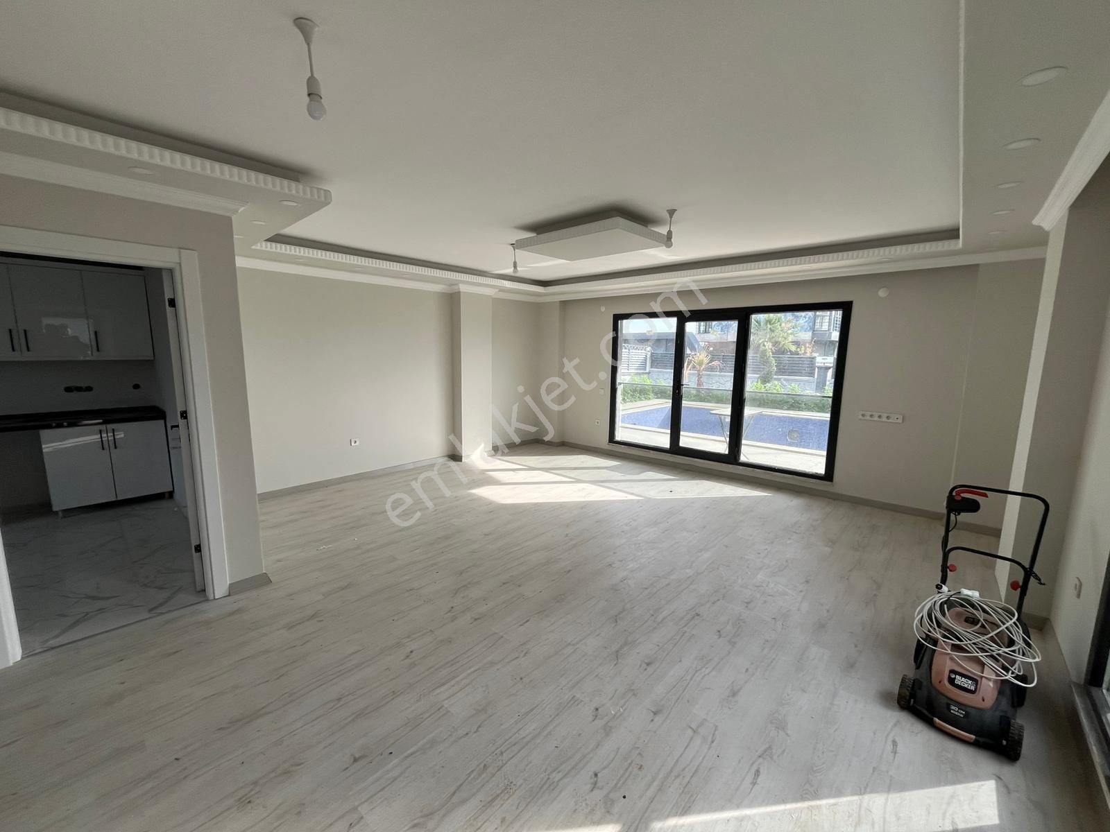 Parka Cephe - Görsel 6