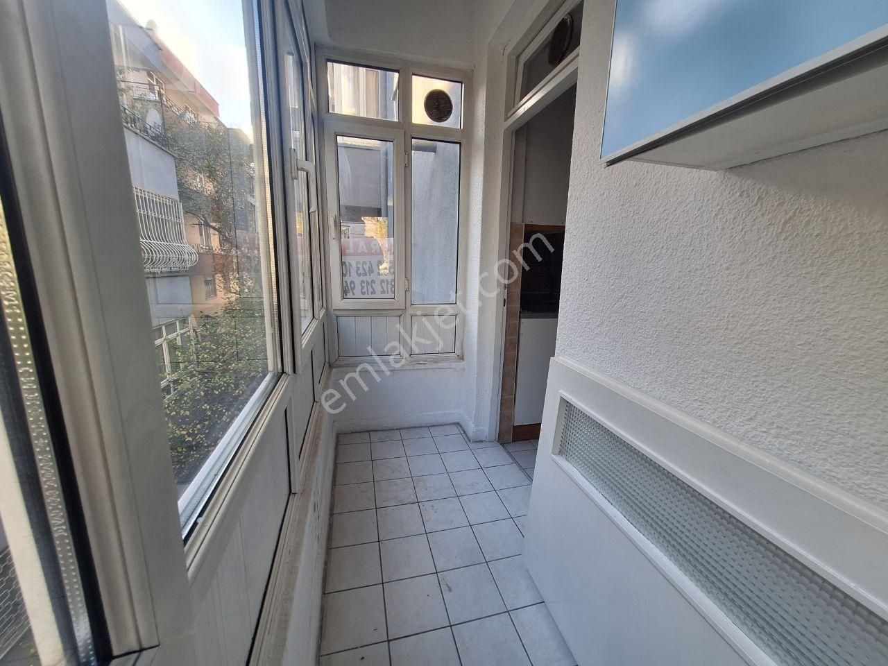 Bahçelievler'de 3+1 Ara Katta, Ön Cephe, Kapalı Balkonlu - Görsel 17