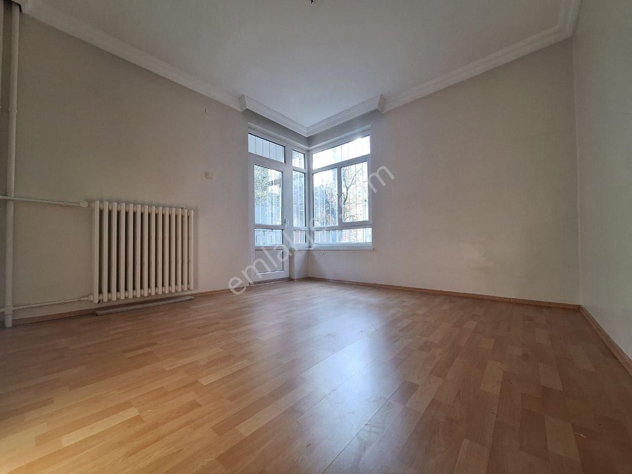 Bahçelievler'de 3+1 Ara Katta, Ön Cephe, Kapalı Balkonlu - Görsel 28