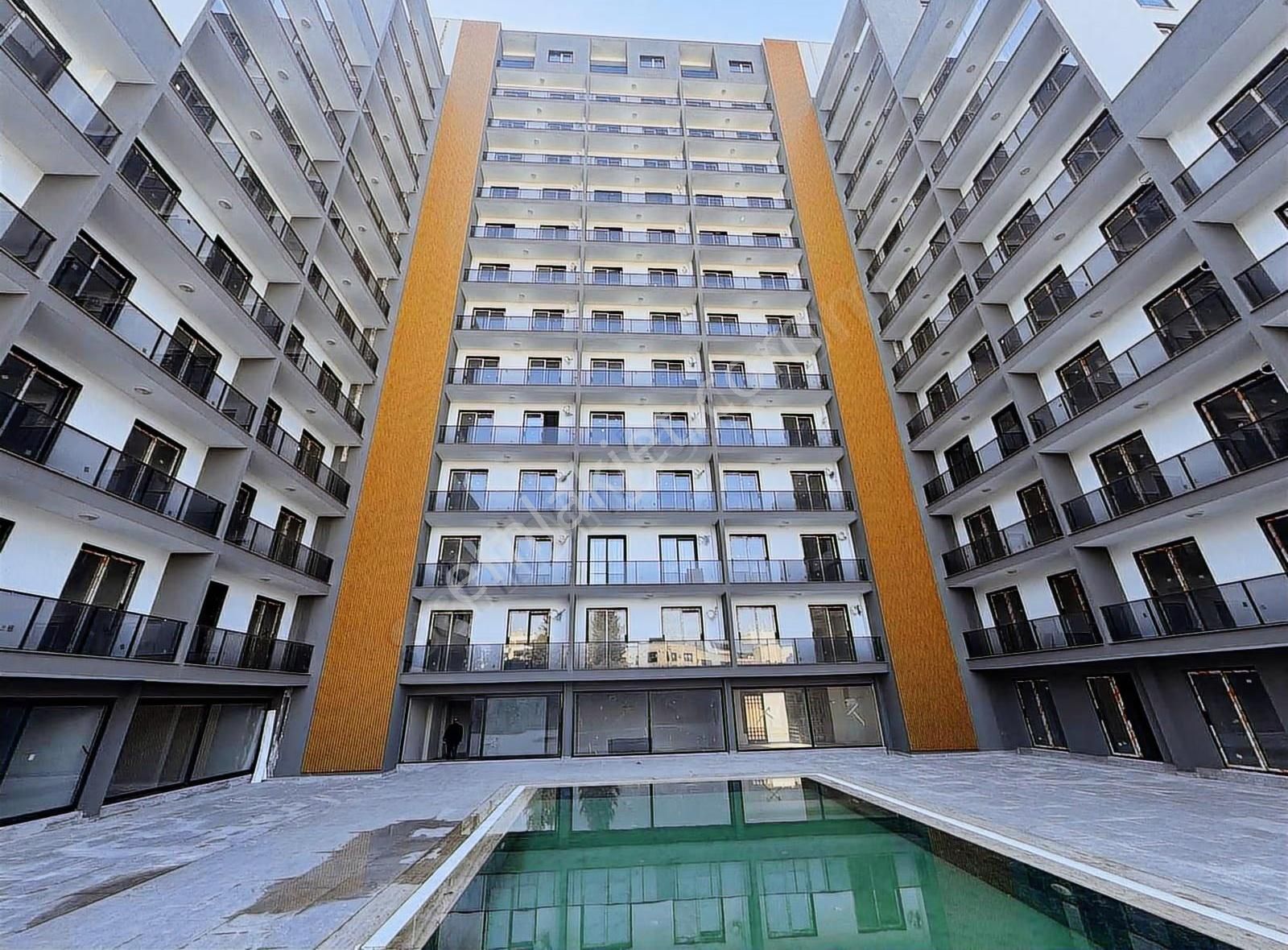 Real Center\\tınaztepe Kampüs Karşısı Havuzlu Site İçi 1+1 - Görsel 5