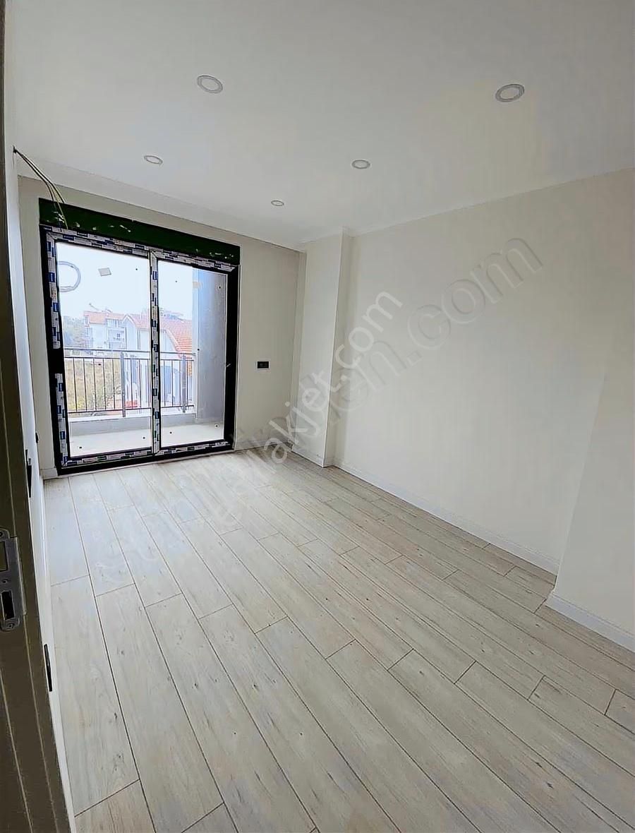 Ilıca Mahallesi'nde 3 + 1 Asansörlü Dubleks Daire Satılıktır - Görsel 20