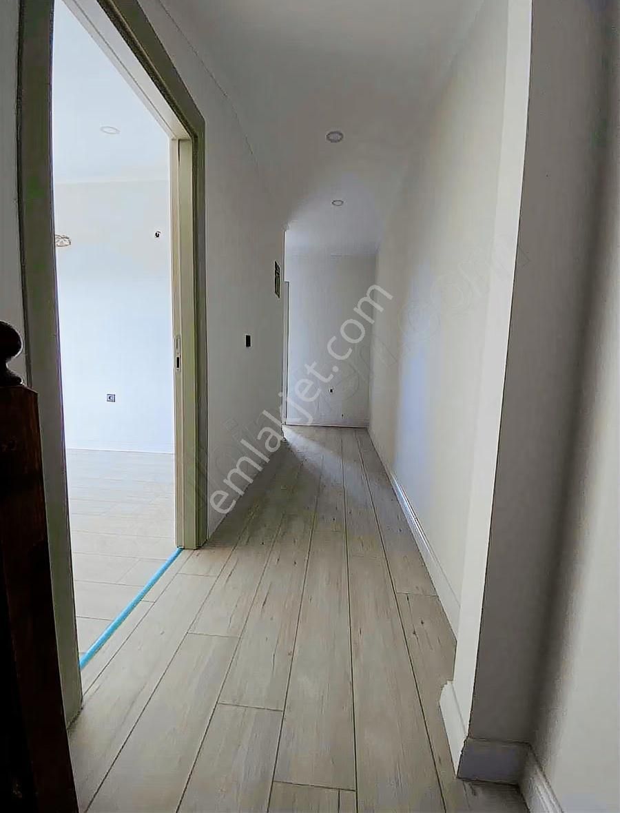 Ilıca Mahallesi'nde 3 + 1 Asansörlü Dubleks Daire Satılıktır - Görsel 3