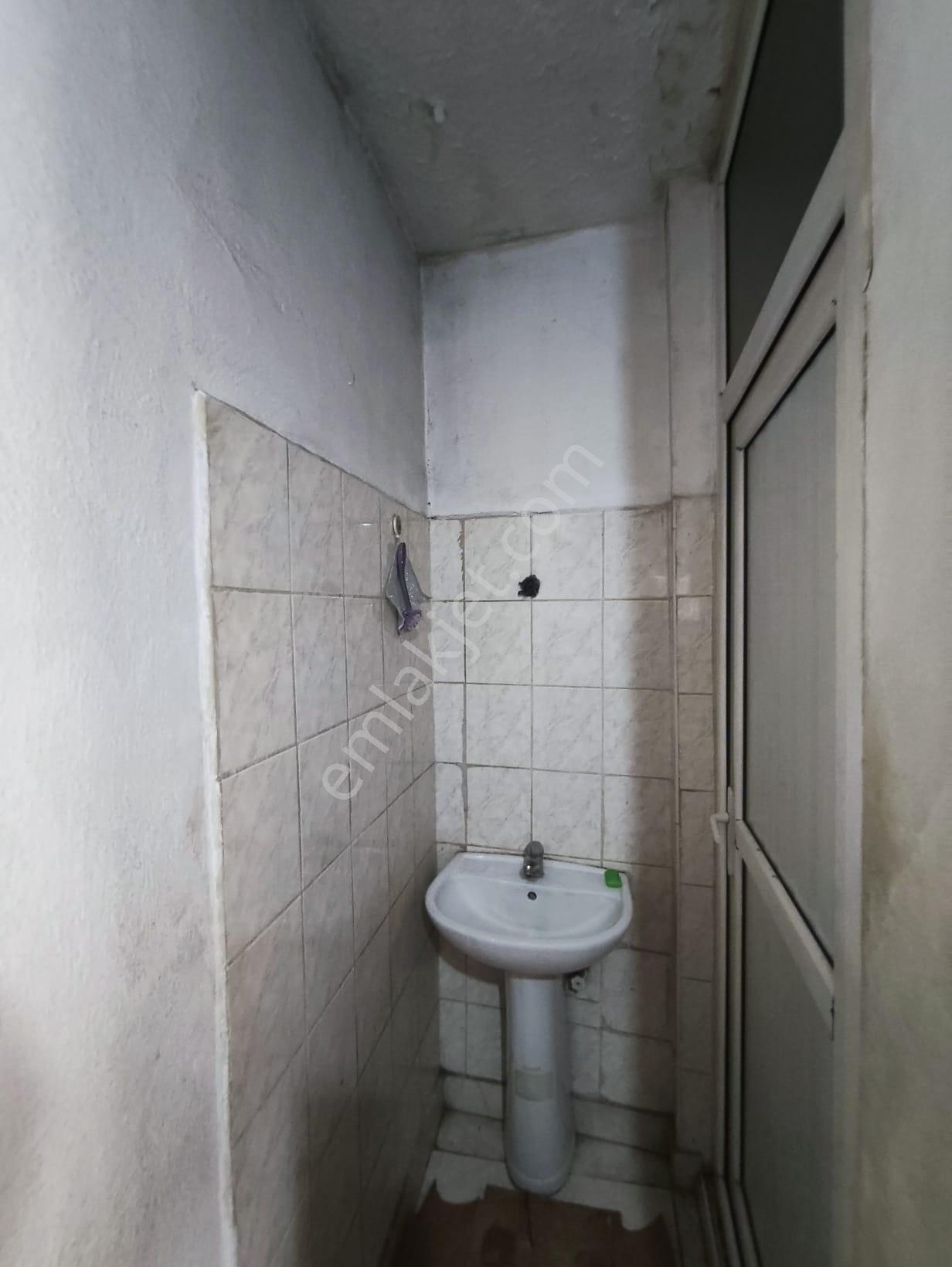 Merkez Valilik Karşısı Şems Cad. Üzerinde Yatırımlık 40m2 Dükkan - Görsel 9