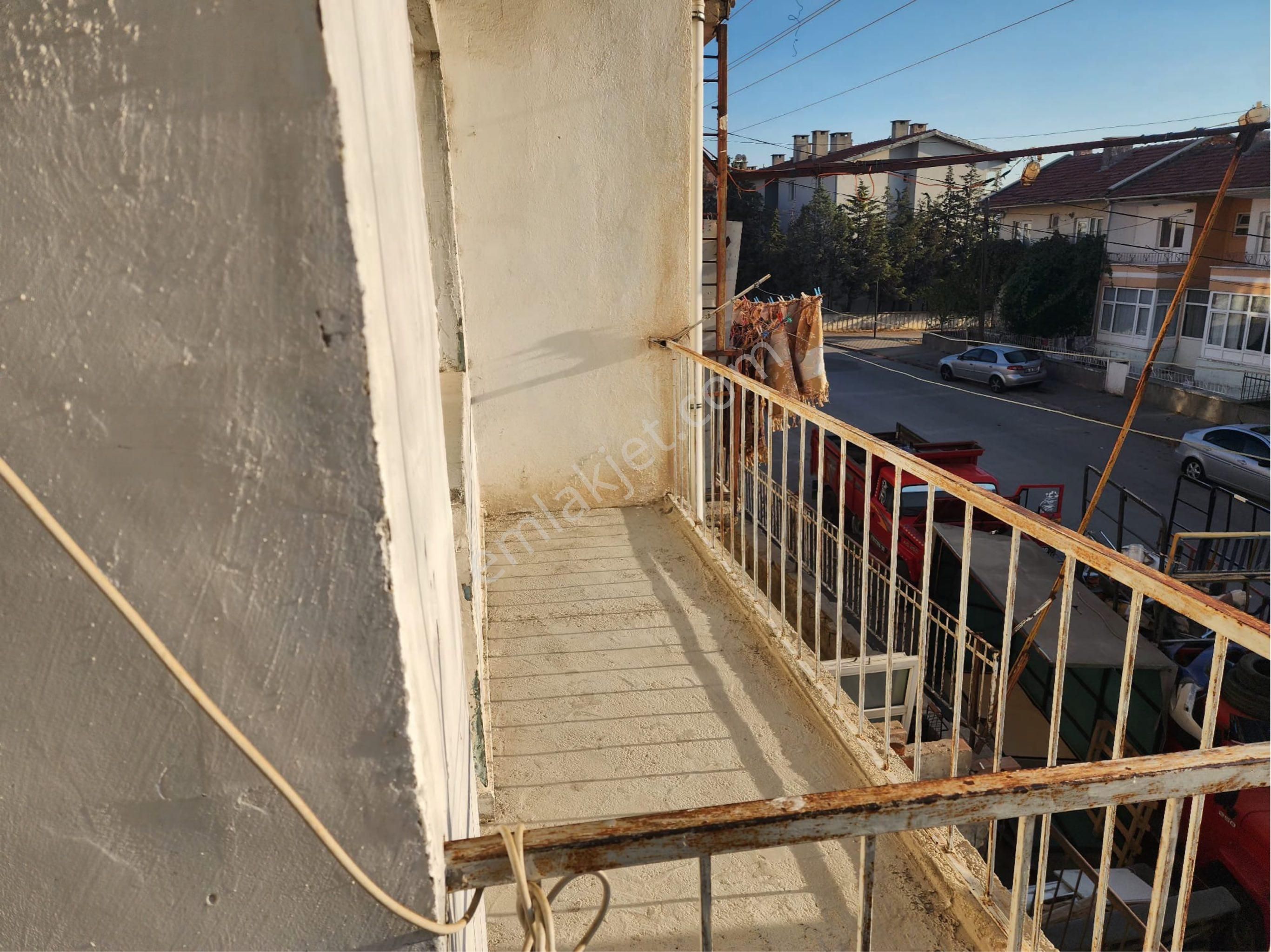 Doğantepe De 3 Katlı Müstakil Satılık Bina