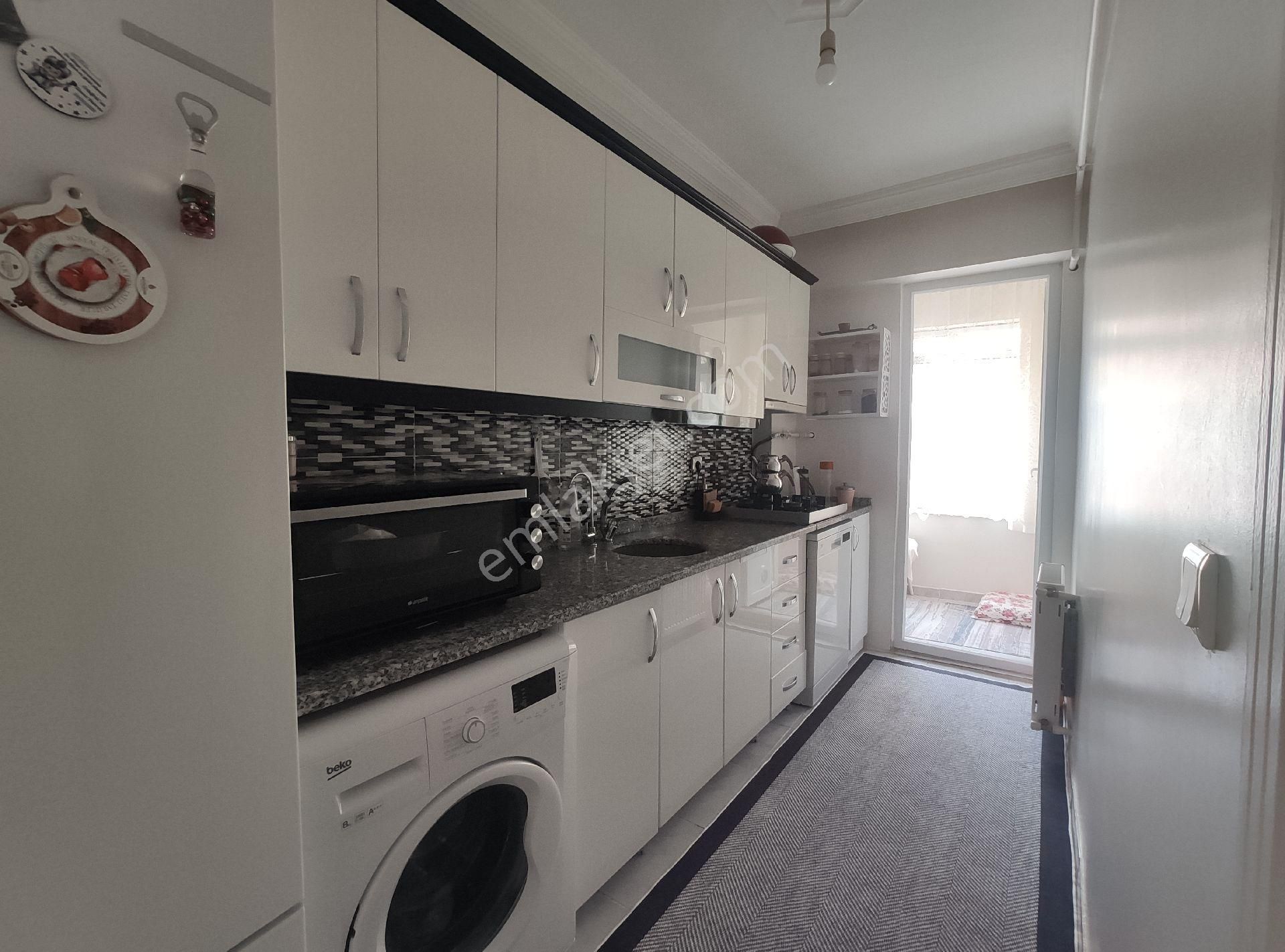 İkitelli Mehmet Akif De Satılık 2+1 1 Kat Daire - Görsel 4