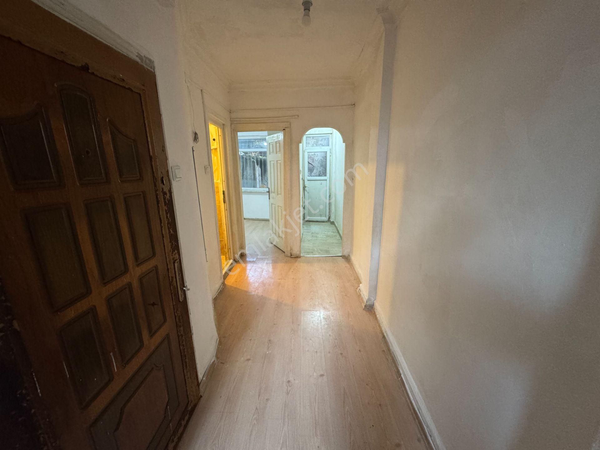 Turyap' Tan Fatih Karagümrük' Te Cadde Üzeri Bahçeli Satılık Daire - Görsel 16