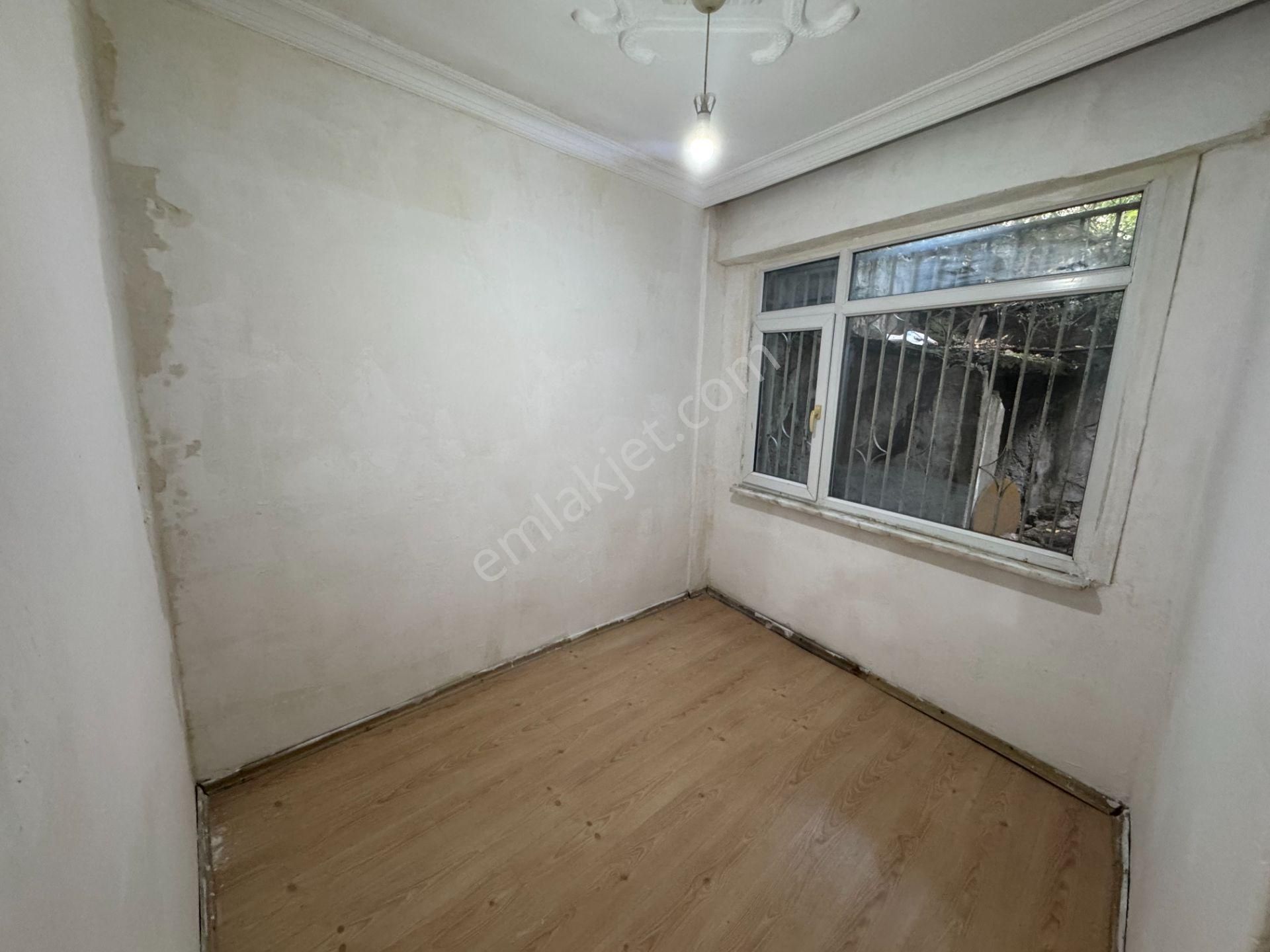 Turyap' Tan Fatih Karagümrük' Te Cadde Üzeri Bahçeli Satılık Daire - Görsel 5