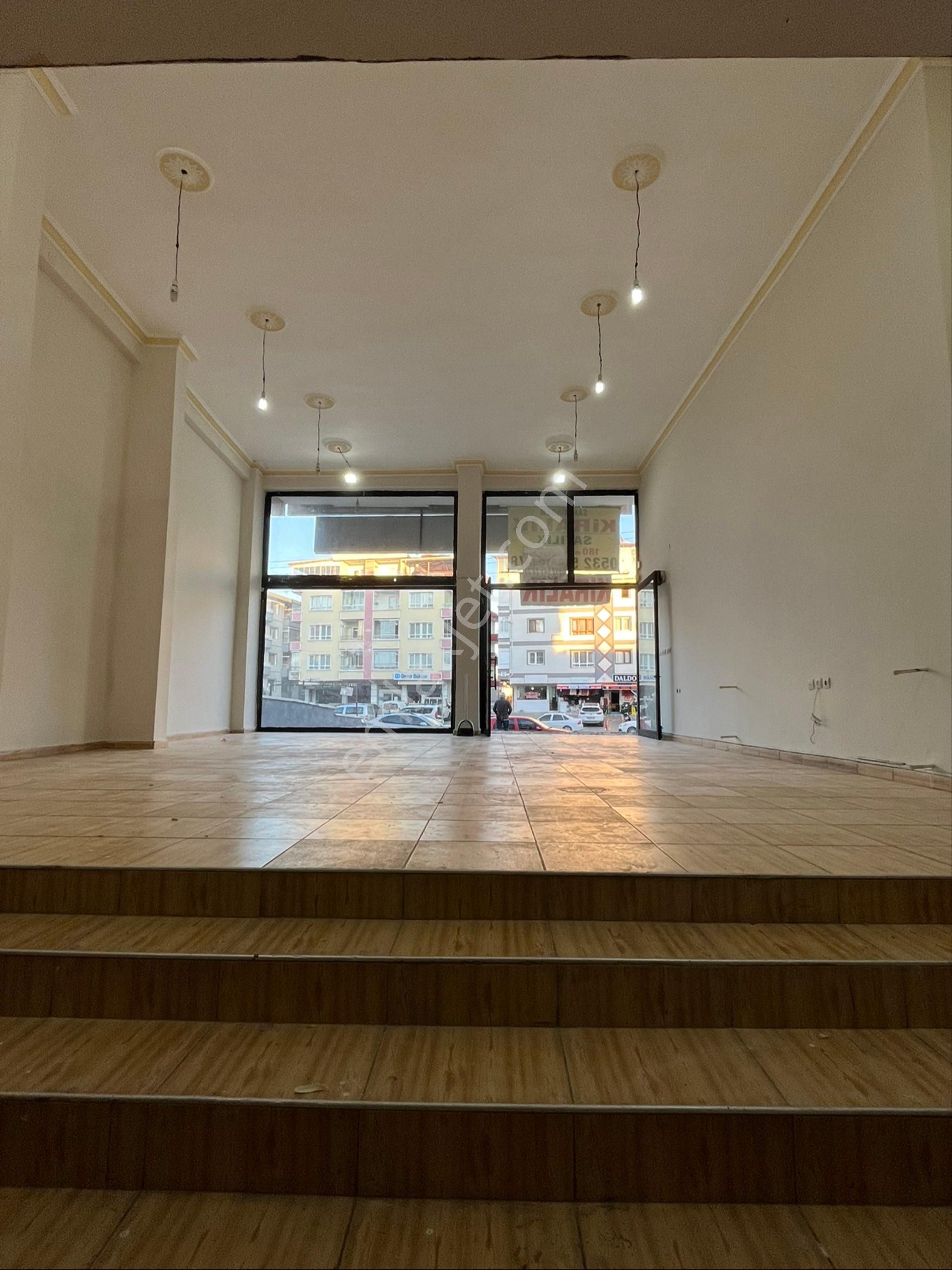 Sahibinden Satılık 180m2 Ön Alanı Kapanabilir 110m2 Dükkan - Görsel 9