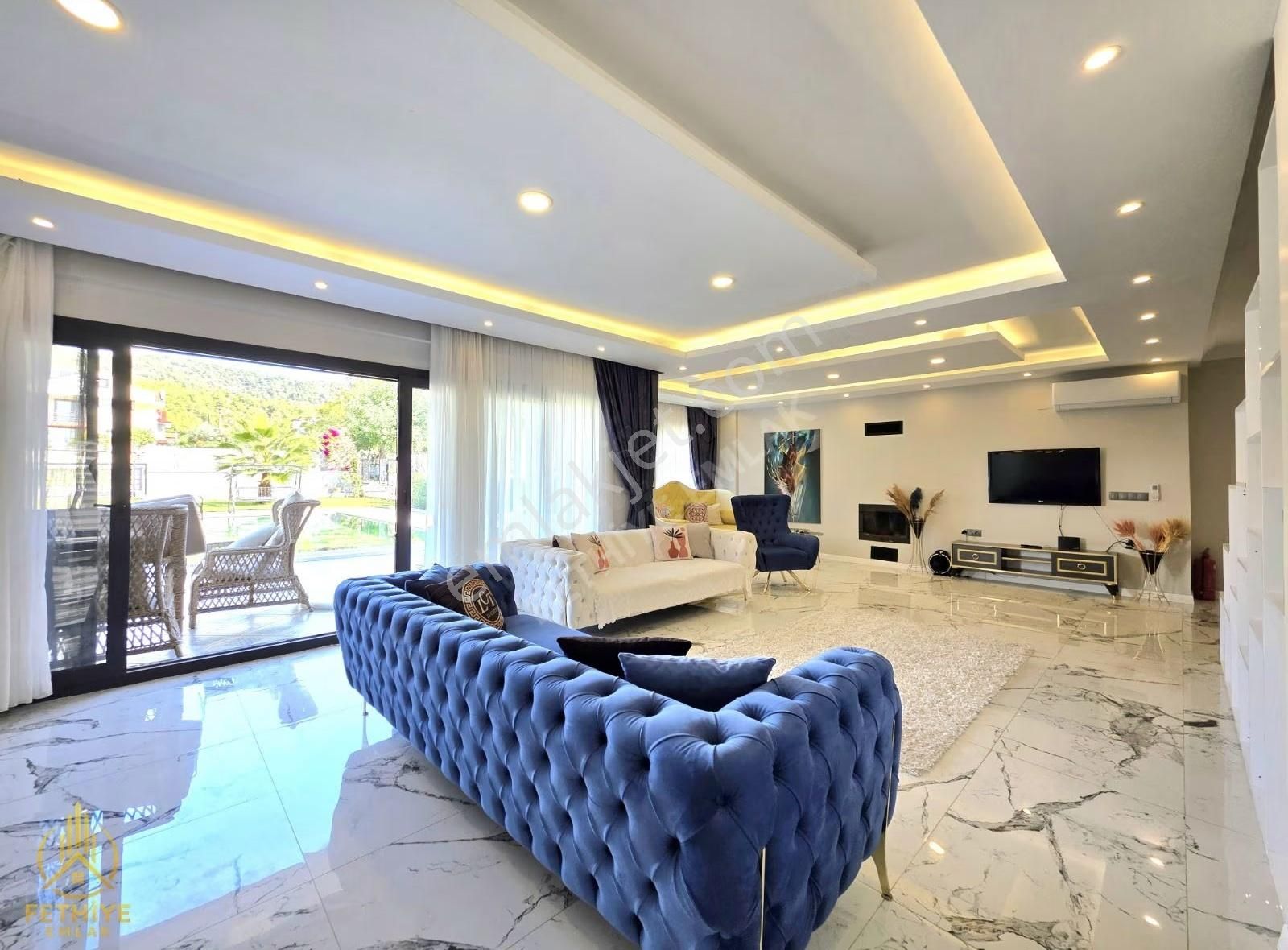Fethiye Çiftlik Mahallesinde 10+1 490m2 Havuzlu Bahçeli Villa - Görsel 8