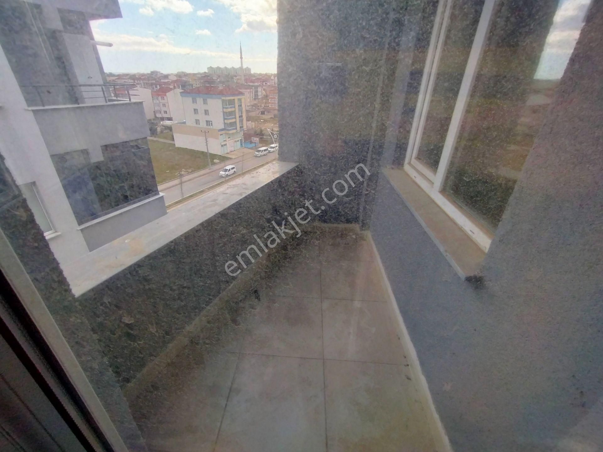 Kapaklı 19 Mayıs Mah Sıfır Arakat 4+1 Kiralık Daire - Görsel 21