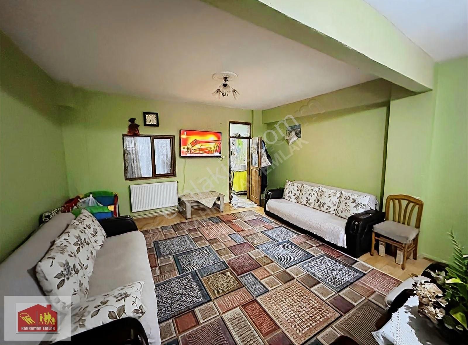 Kaynarca'da E5'e Çarşıya Çok Yakın Giriş Katı 1+1 Daire - Görsel 6