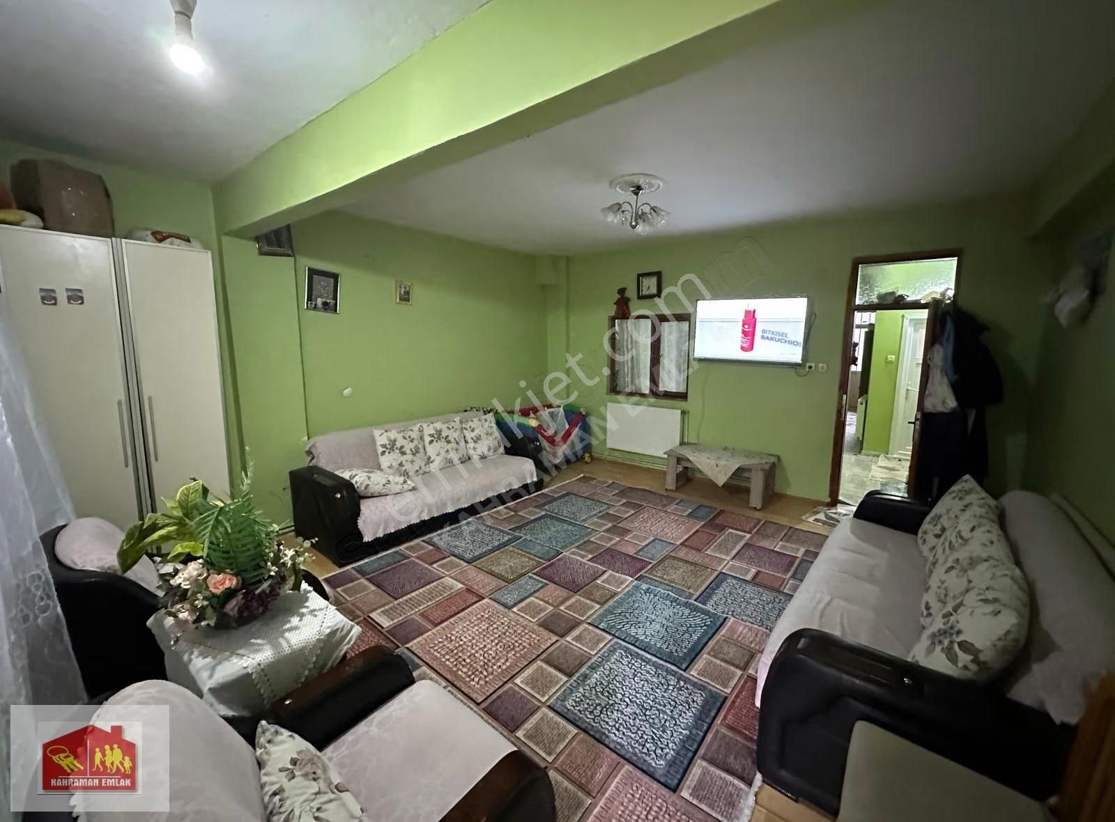 Kaynarca'da E5'e Çarşıya Çok Yakın Giriş Katı 1+1 Daire - Görsel 12