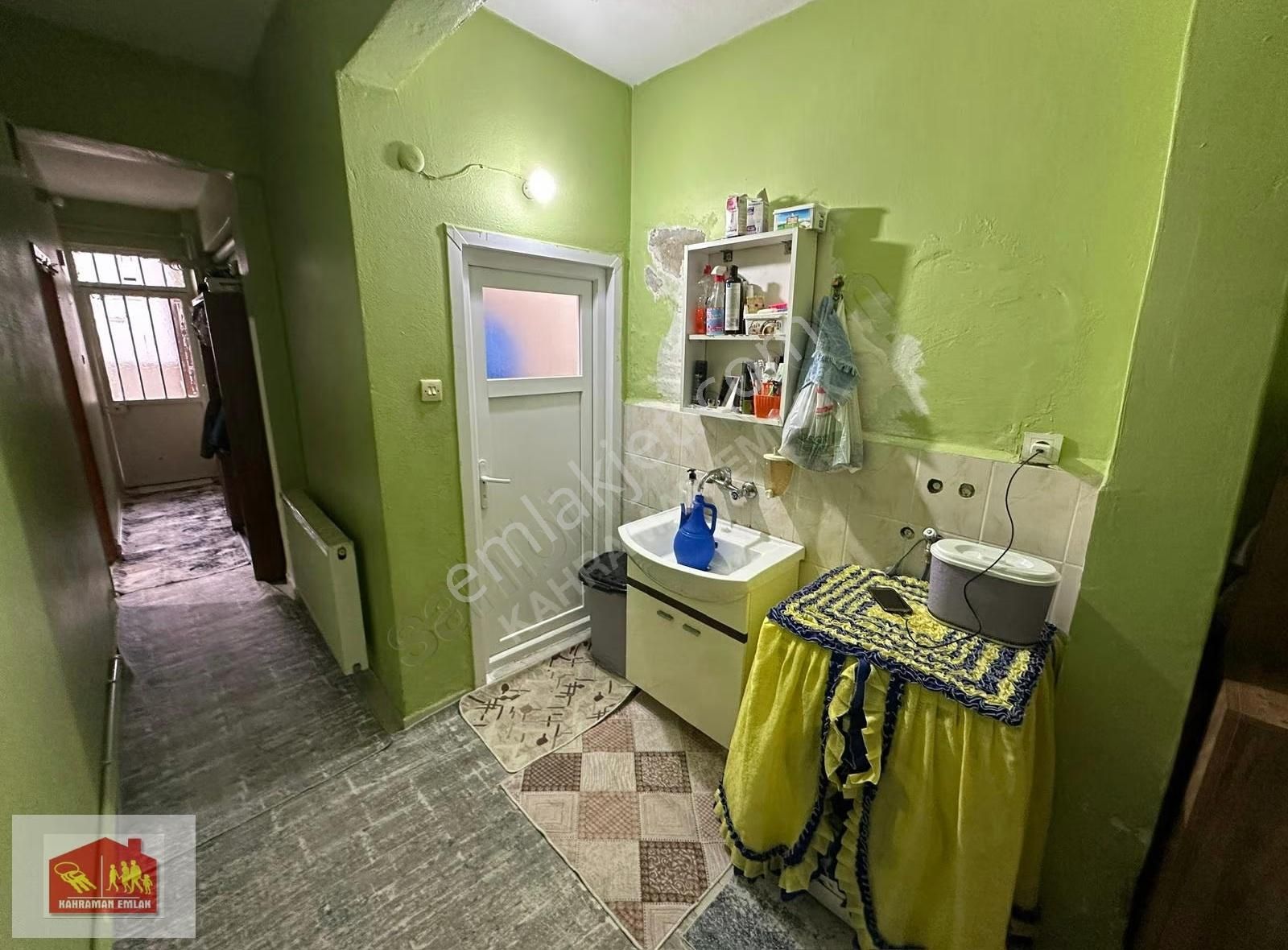 Kaynarca'da E5'e Çarşıya Çok Yakın Giriş Katı 1+1 Daire - Görsel 11