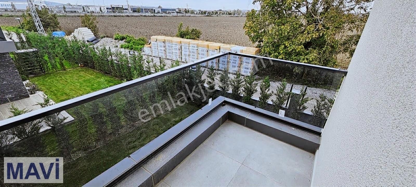 Remax Mavi'den 5+1 Akıllı Sistem Kiralık Lüks Villa - Görsel 5