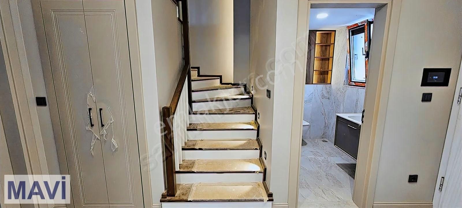 Remax Mavi'den 5+1 Akıllı Sistem Kiralık Lüks Villa - Görsel 21