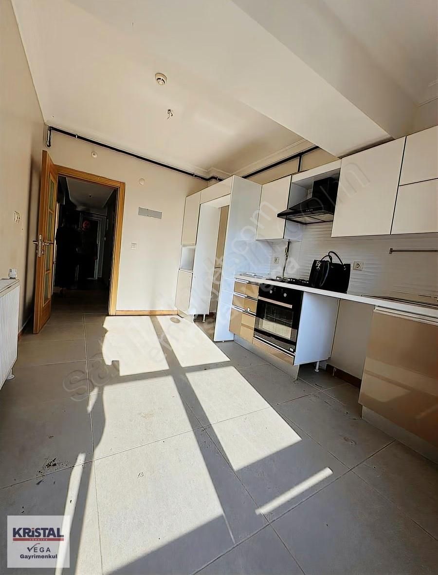 Bornova Yeşilova Mh. Trıo Lıfe Sitesi Satılık 2+1 Daire - Görsel 2