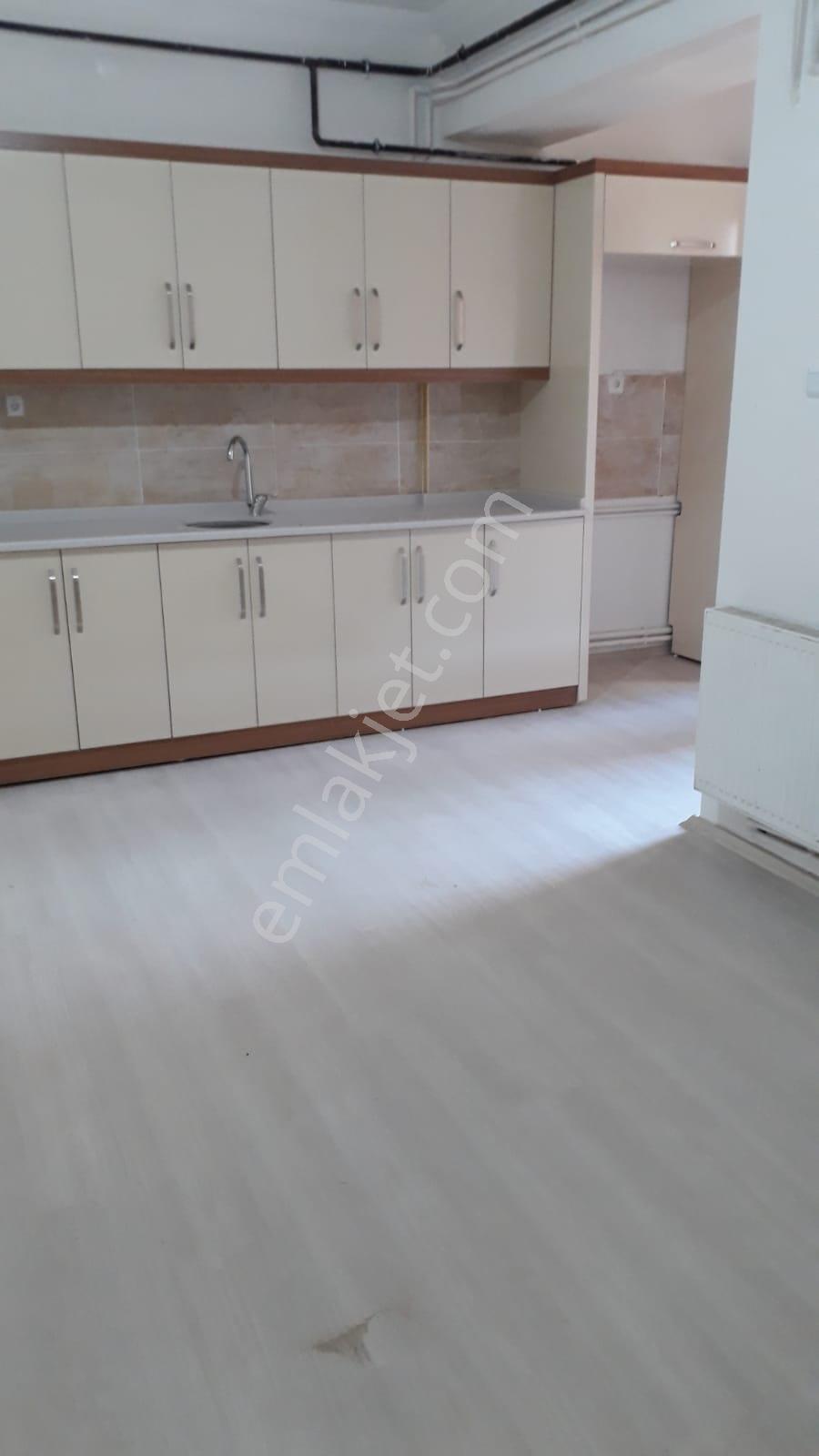 Şehit İlhanla Ara Sokağı Kiralık Daire