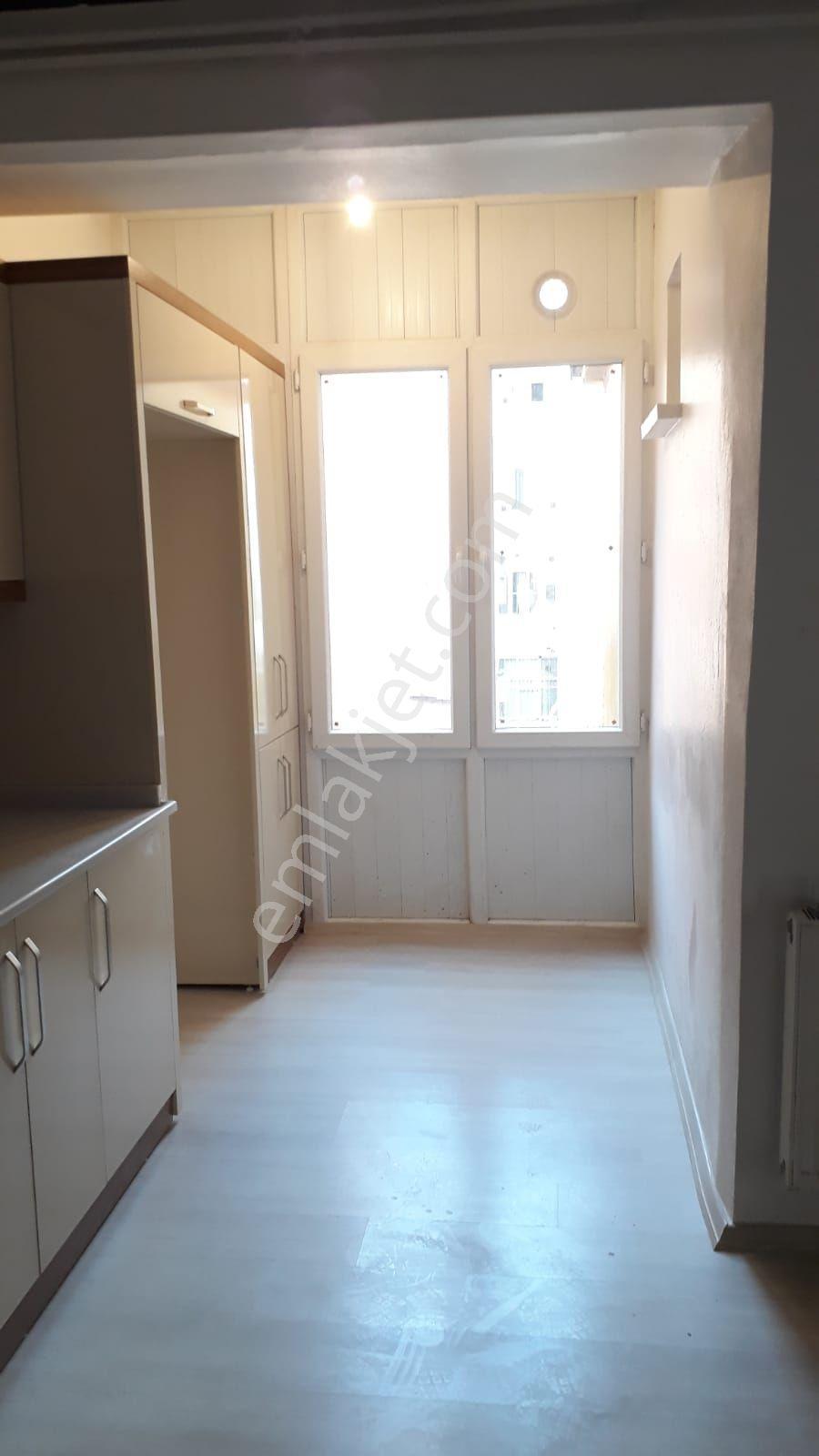 Şehit İlhanla Ara Sokağı Kiralık Daire - Görsel 2