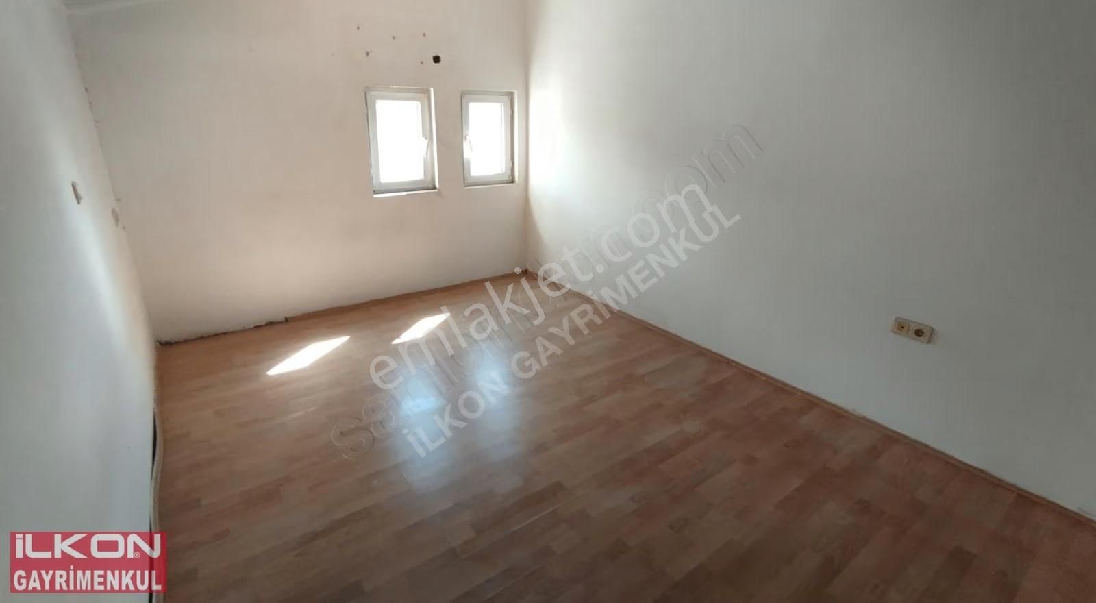 İlkon'dan Foça'da Havuzlu Sitede Satılık 3+1 Çatı Dubleks Daire - Görsel 22