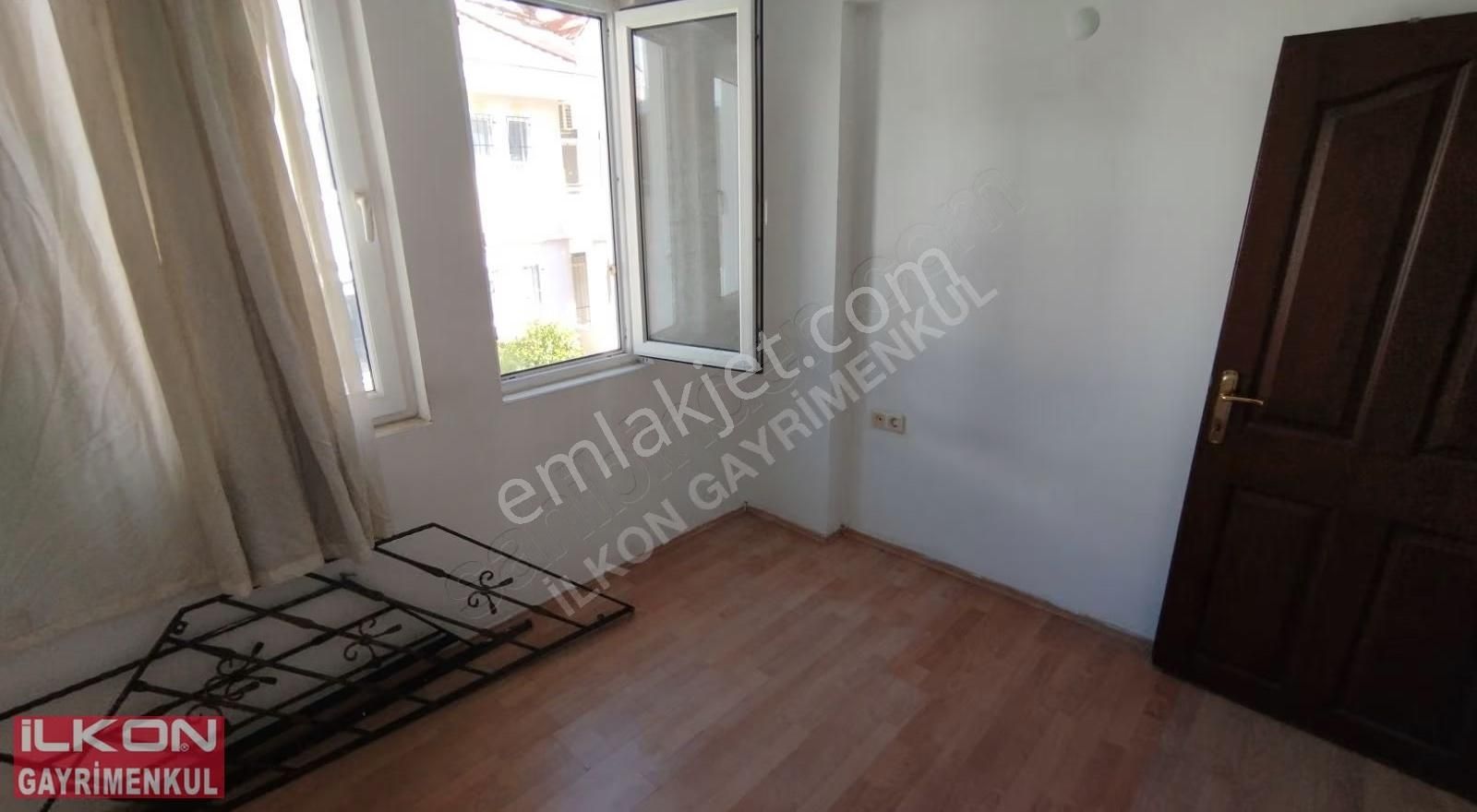İlkon'dan Foça'da Havuzlu Sitede Satılık 3+1 Çatı Dubleks Daire - Görsel 21