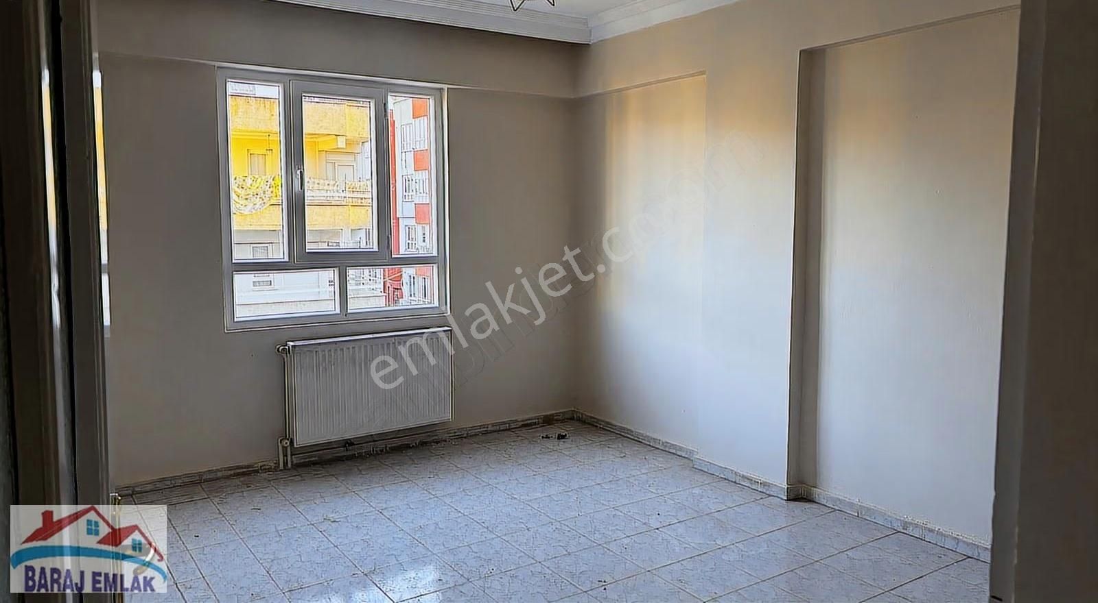 Baraj Emlak Merkezi Konumda Daire Kapı Pencereler Yenilendi - Görsel 12