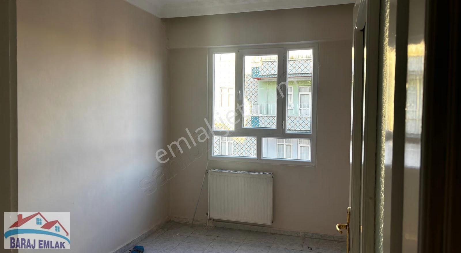 Baraj Emlak Merkezi Konumda Daire Kapı Pencereler Yenilendi - Görsel 14