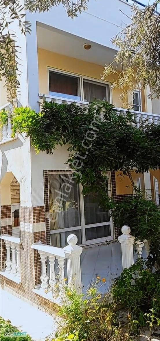 Edremit Tahtakuşlar Da Denize 600 Mt. Tripleks Villamız Satılık - Görsel 4