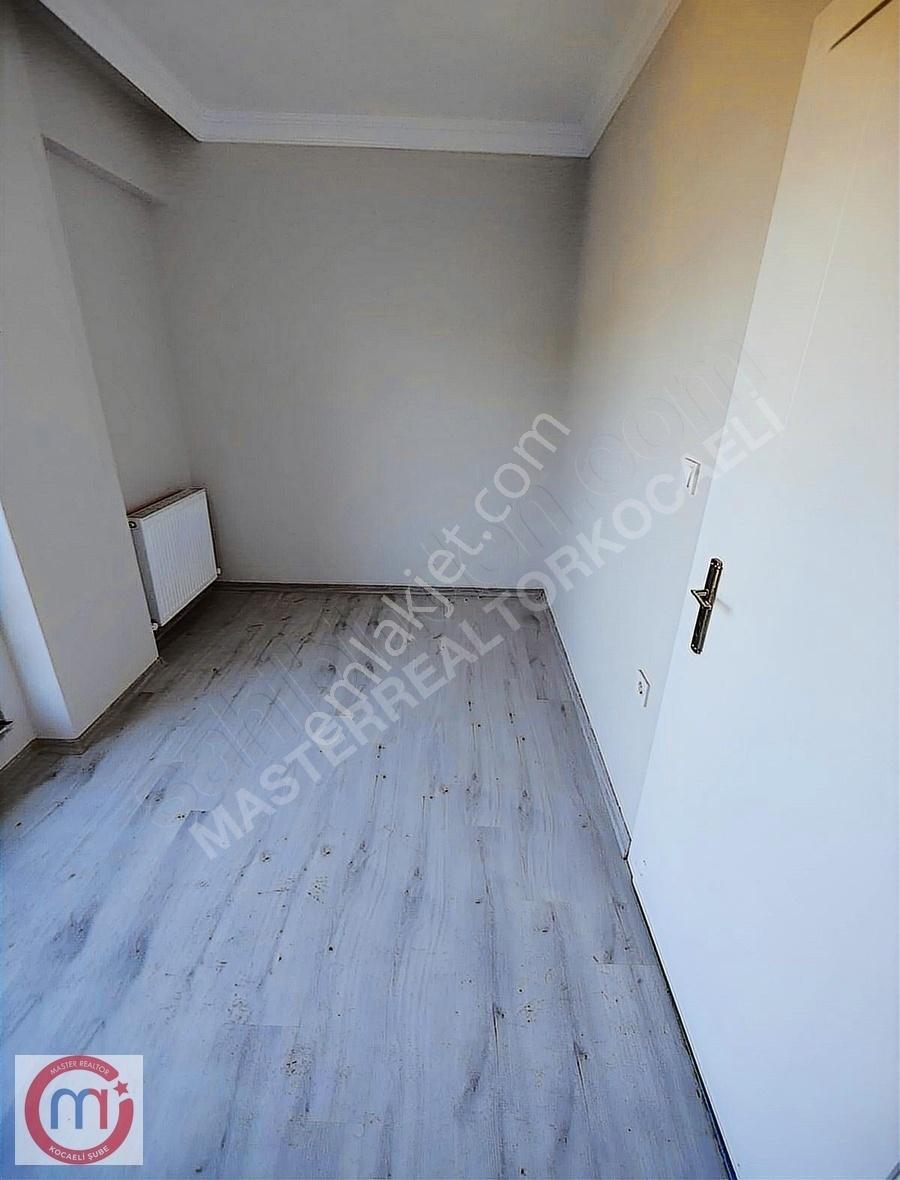 Master Realtor'den Kuruçeşme Hatipköy'de Kiralık 2+1 0 Daire - Görsel 10