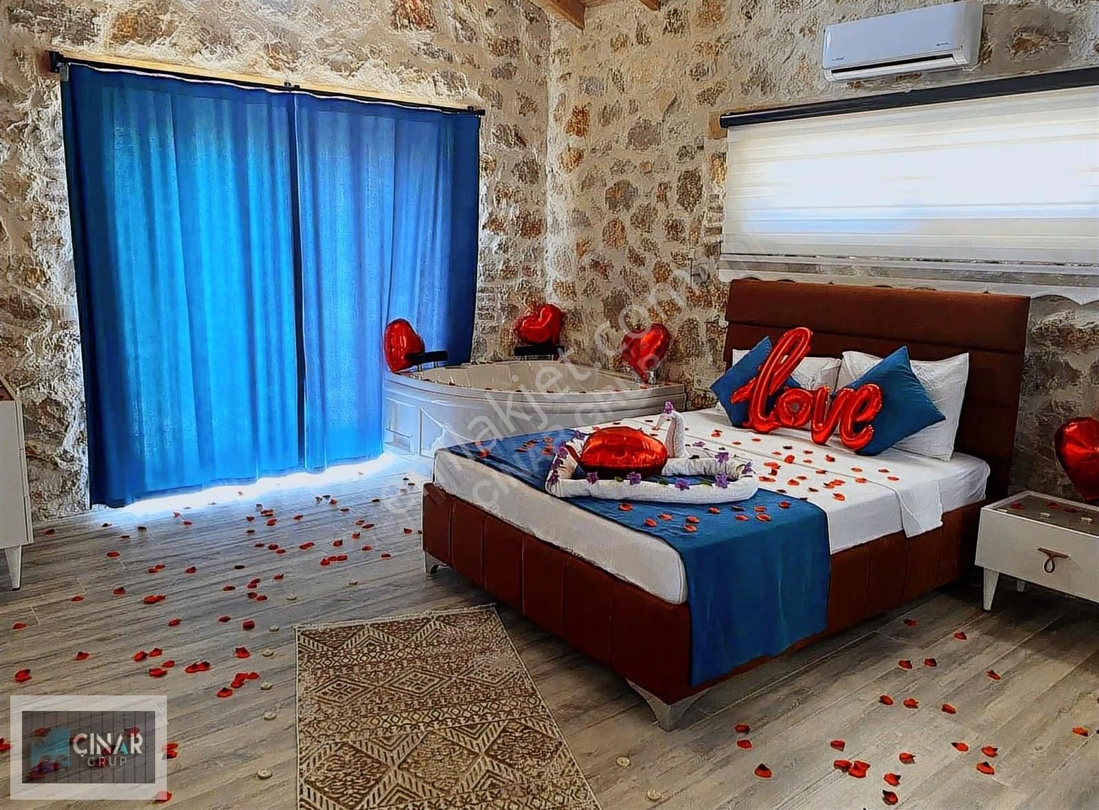 2+1 Geniş Ve Lüks Müstakil Havuzlu Villa Aydan Aya Ödeme Fırsatı - Görsel 2