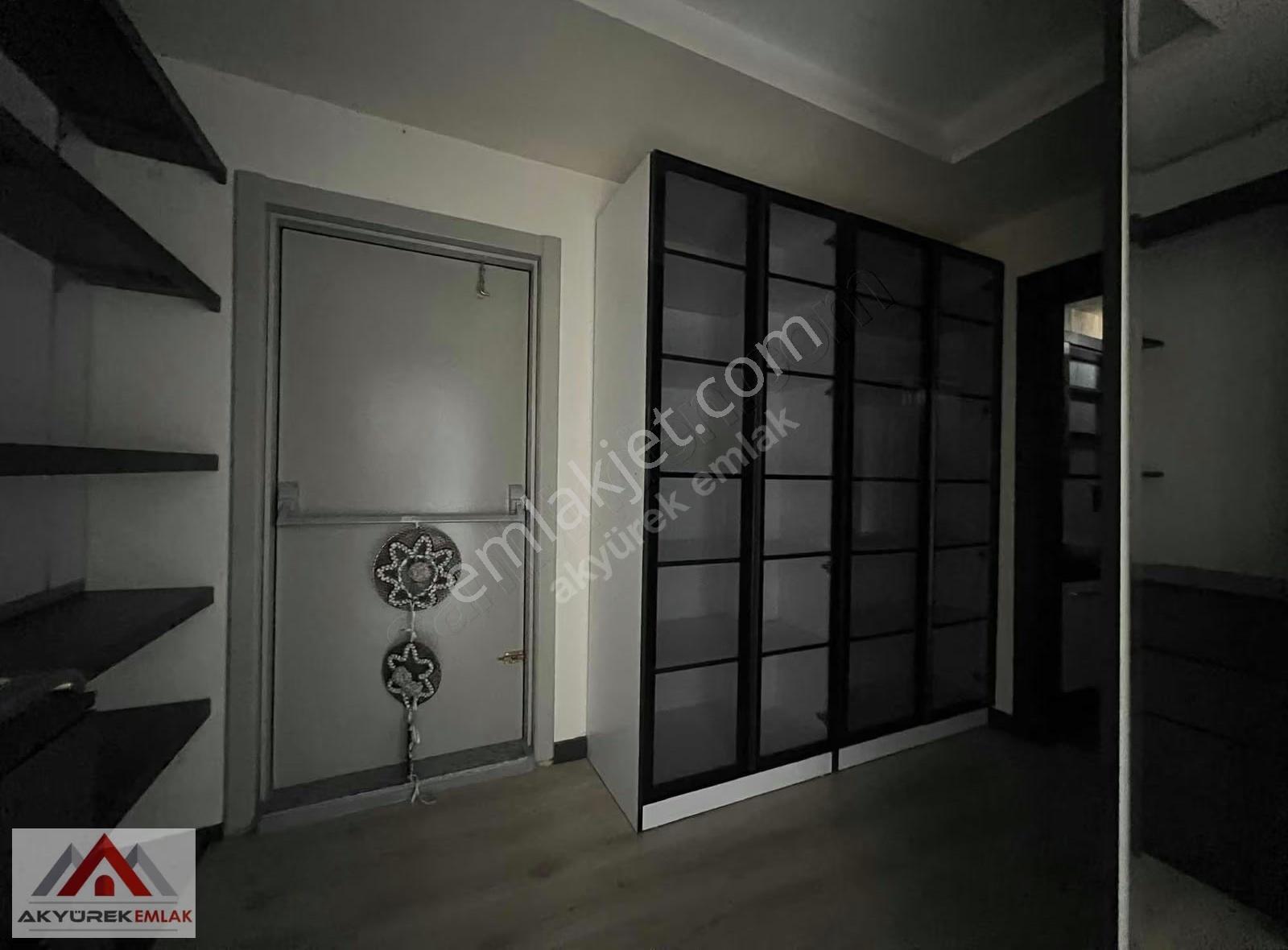 Akyürek'ten Çift Mutfak 2 Salon İmkanı Lüx 4+1 Geniş Ev Fırsatı! - Görsel 15