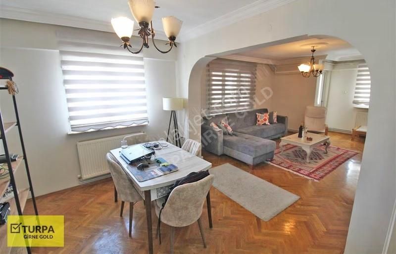 Bayraklı-sakarya Caddesinde Asansörlü 3+1 Bakımlı Satılık Daire - Görsel 3