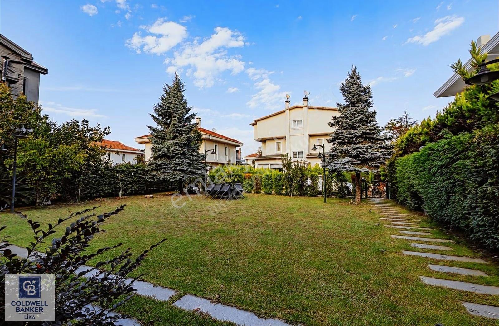 Trabzon Kule Sitesi'nde Geniş Bahçeli Masrafsız Lüks Villa - Görsel 17