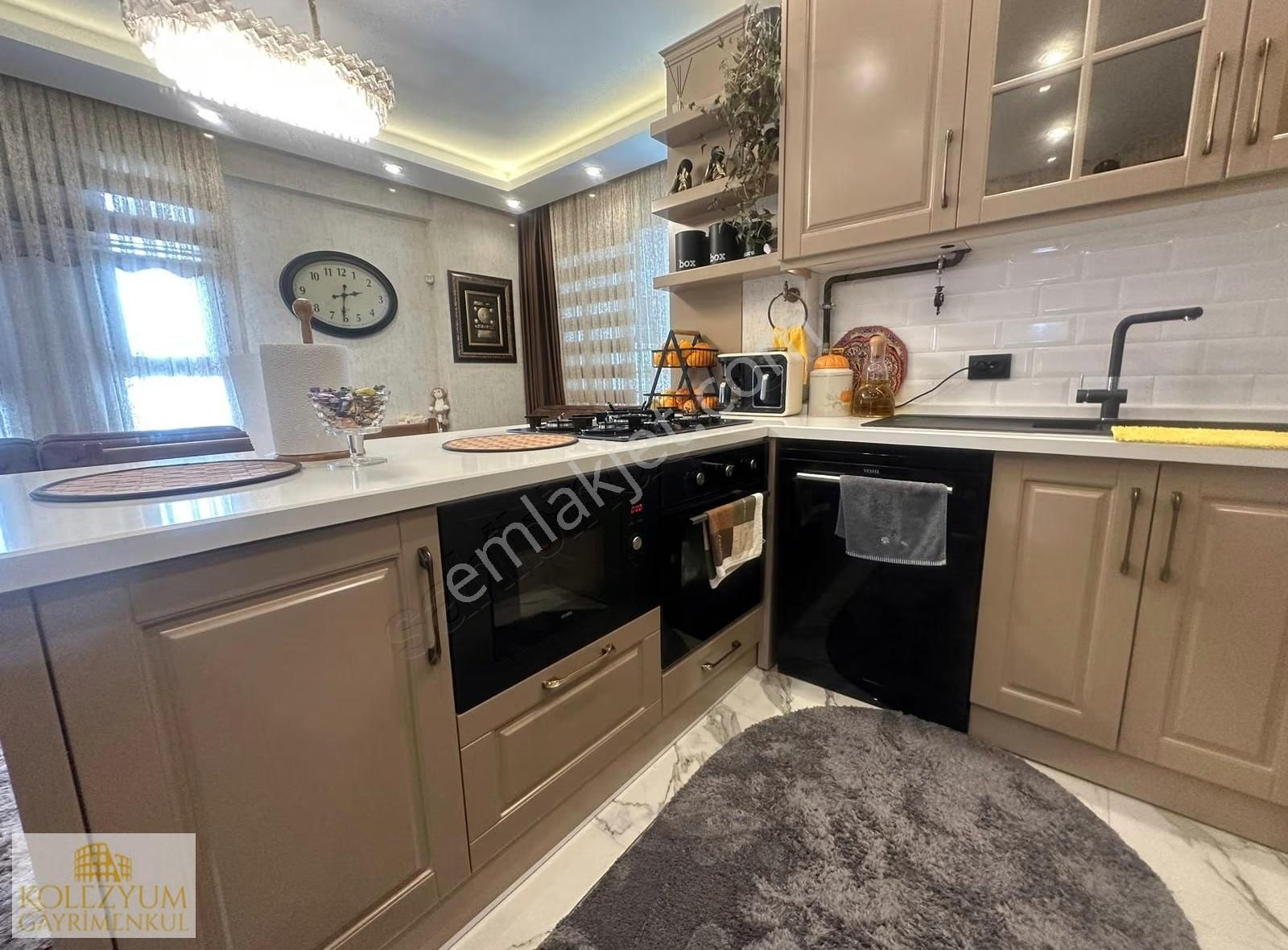 Kolezyum'dan Mezitli Soli Civarı Havuzlu Özel Tasarım 2+1 ! - Görsel 22