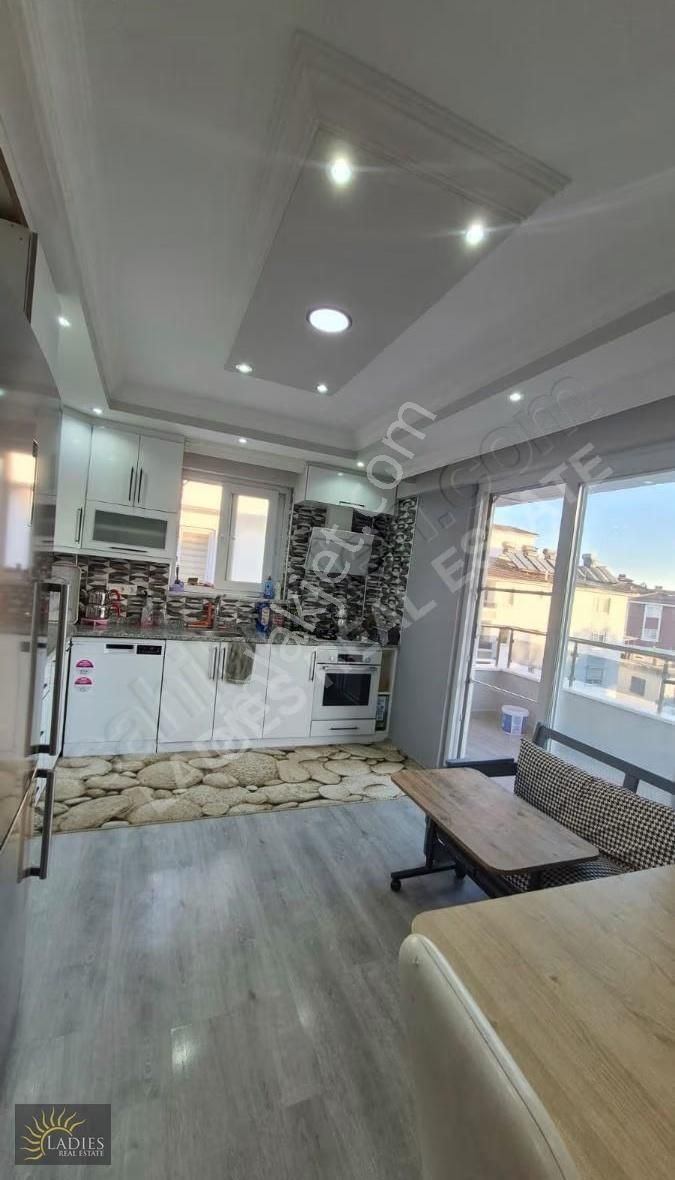 Ladıes Gayrımenkul'den 3+1 Kapalı Mutfak Satılık Daire - Görsel 9