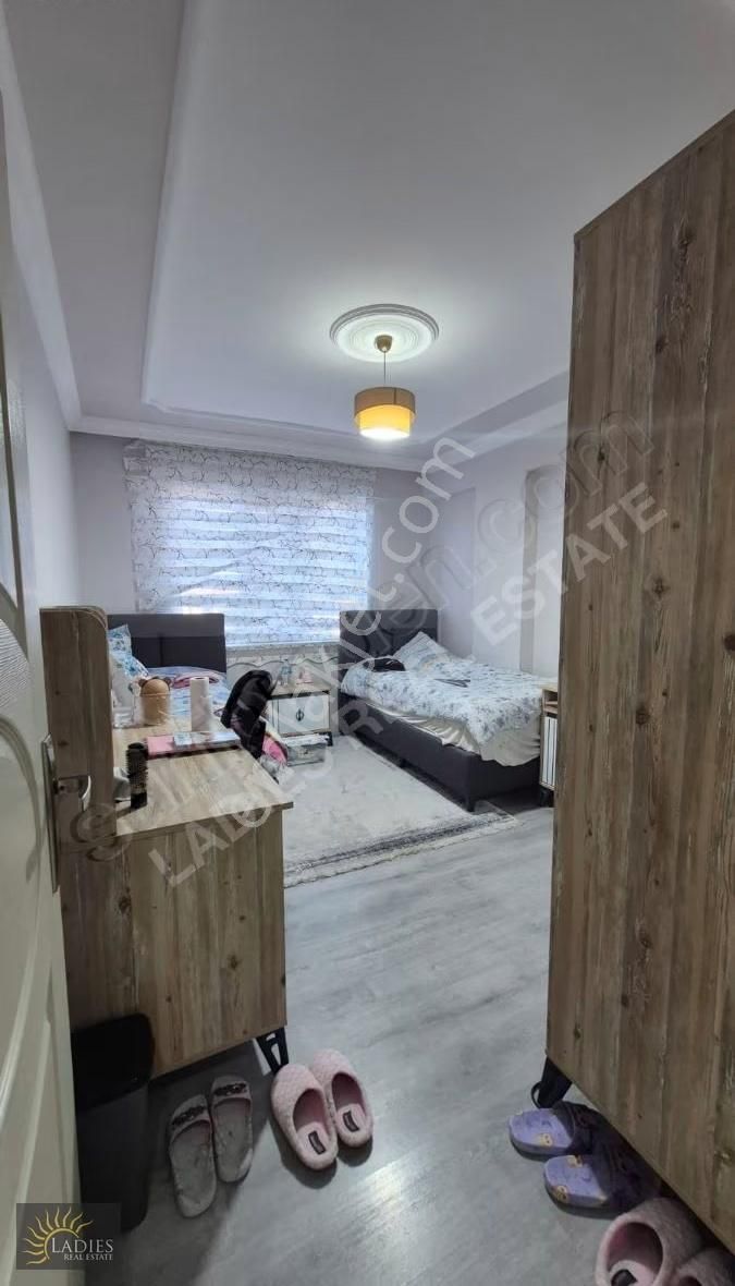 Ladıes Gayrımenkul'den 3+1 Kapalı Mutfak Satılık Daire - Görsel 4