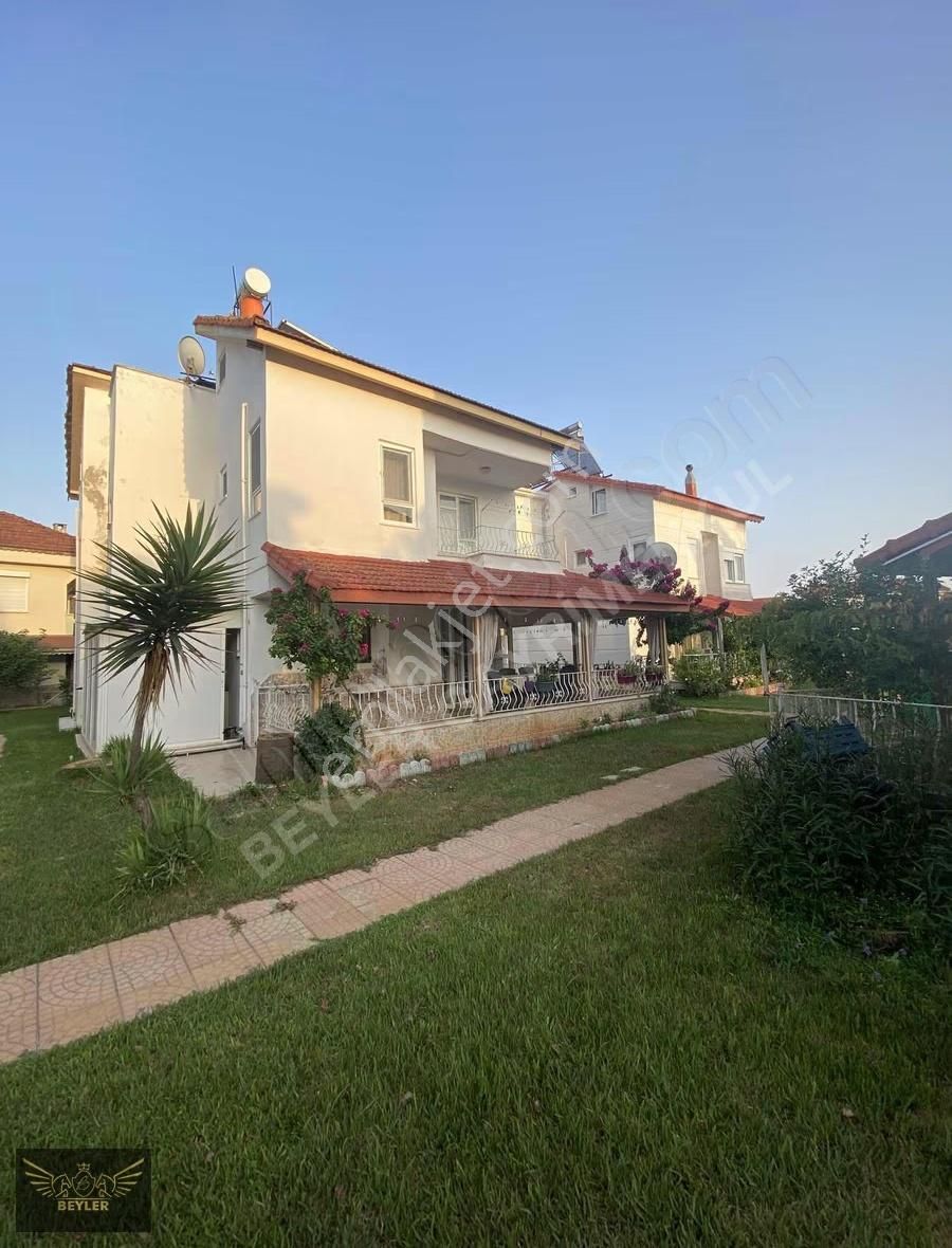 Boğazkent Denize Yürüme Mesafesinde Eşyalı Satılık 3+1 Villa - Görsel 8