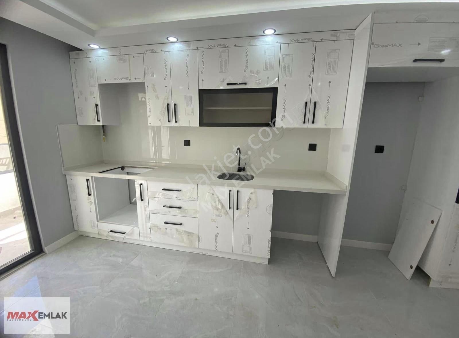 İstasyon Caddesi Merkezi Konumda 2+1 85 M2 Ara Kat - Görsel 6