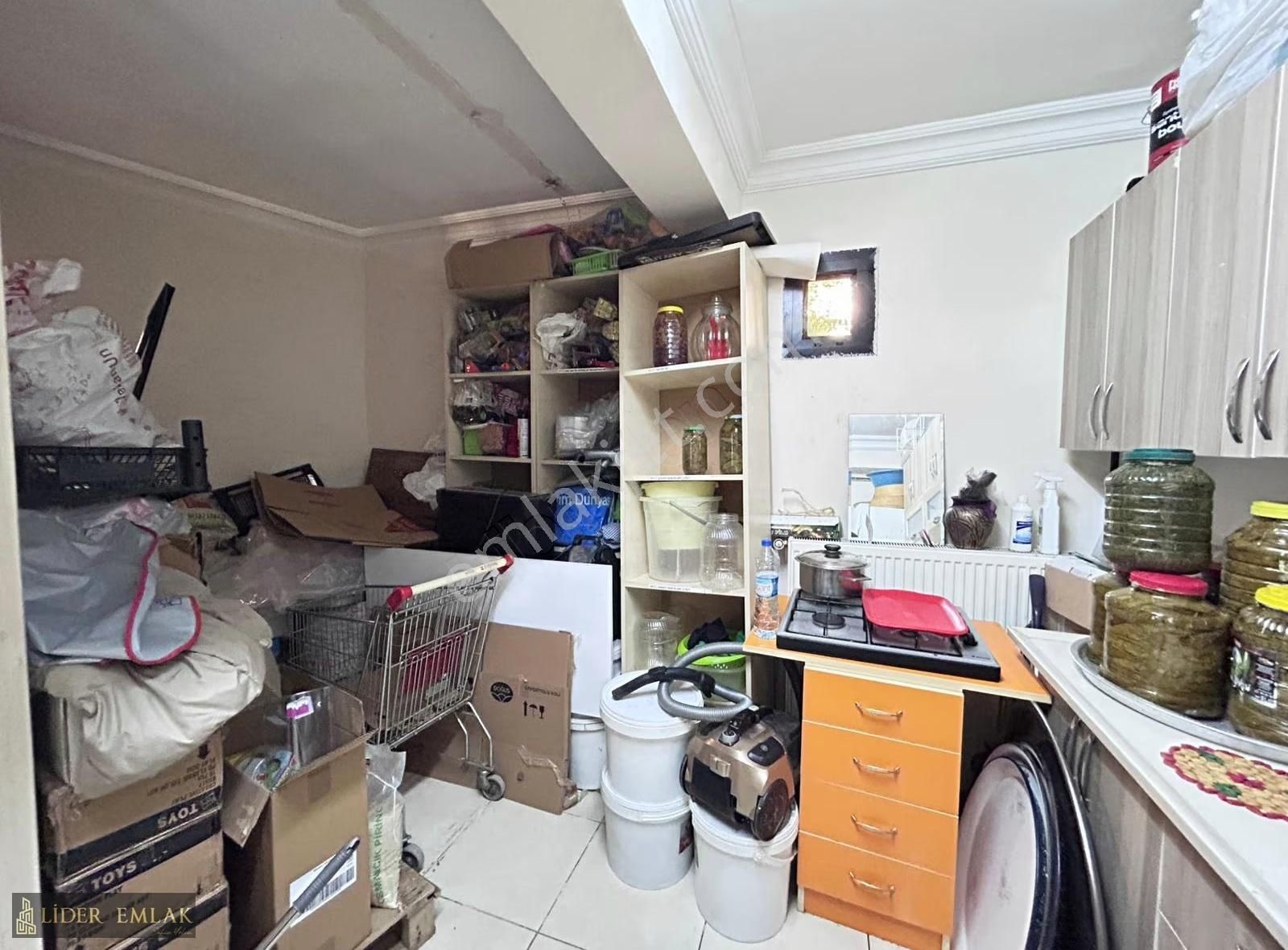 **lider Emlaktan Komple Mülkiyeti İle Satılık Devren Kuruyemiş** - Görsel 8