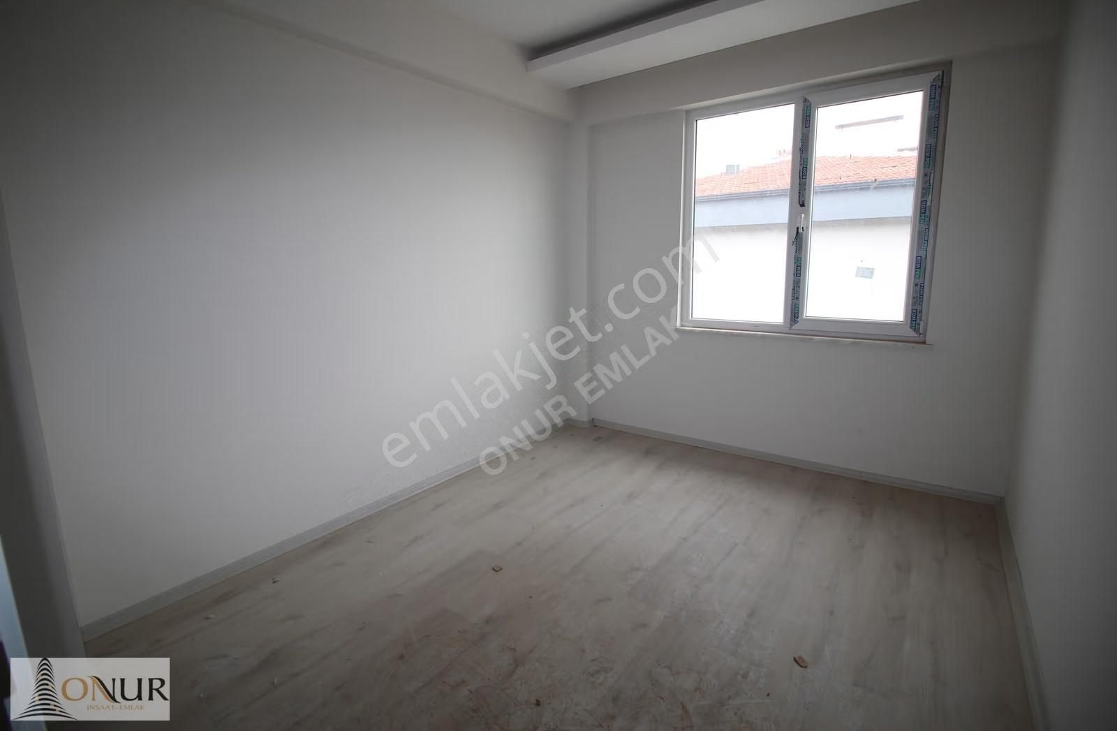 Onur Emlak Alpaslan Mah.site İçi Kapalı Otoparklı 4+1 Daire - Görsel 13